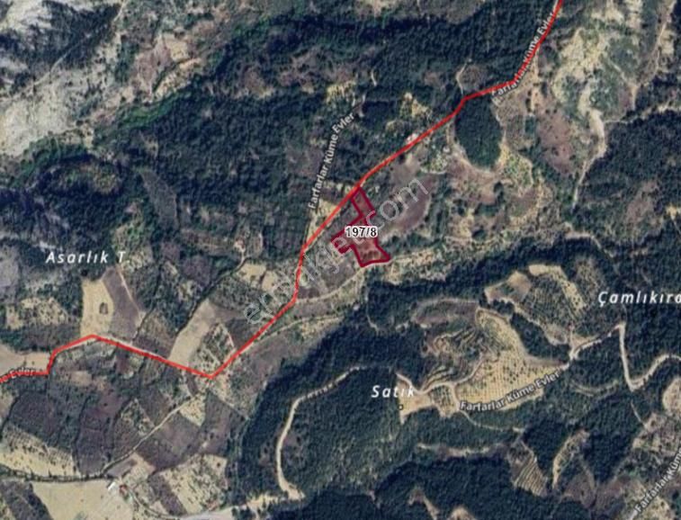 Kütahya Şaphane Pazar Köyü’nde 5.052 ² Bahçemiz Satılıktır.