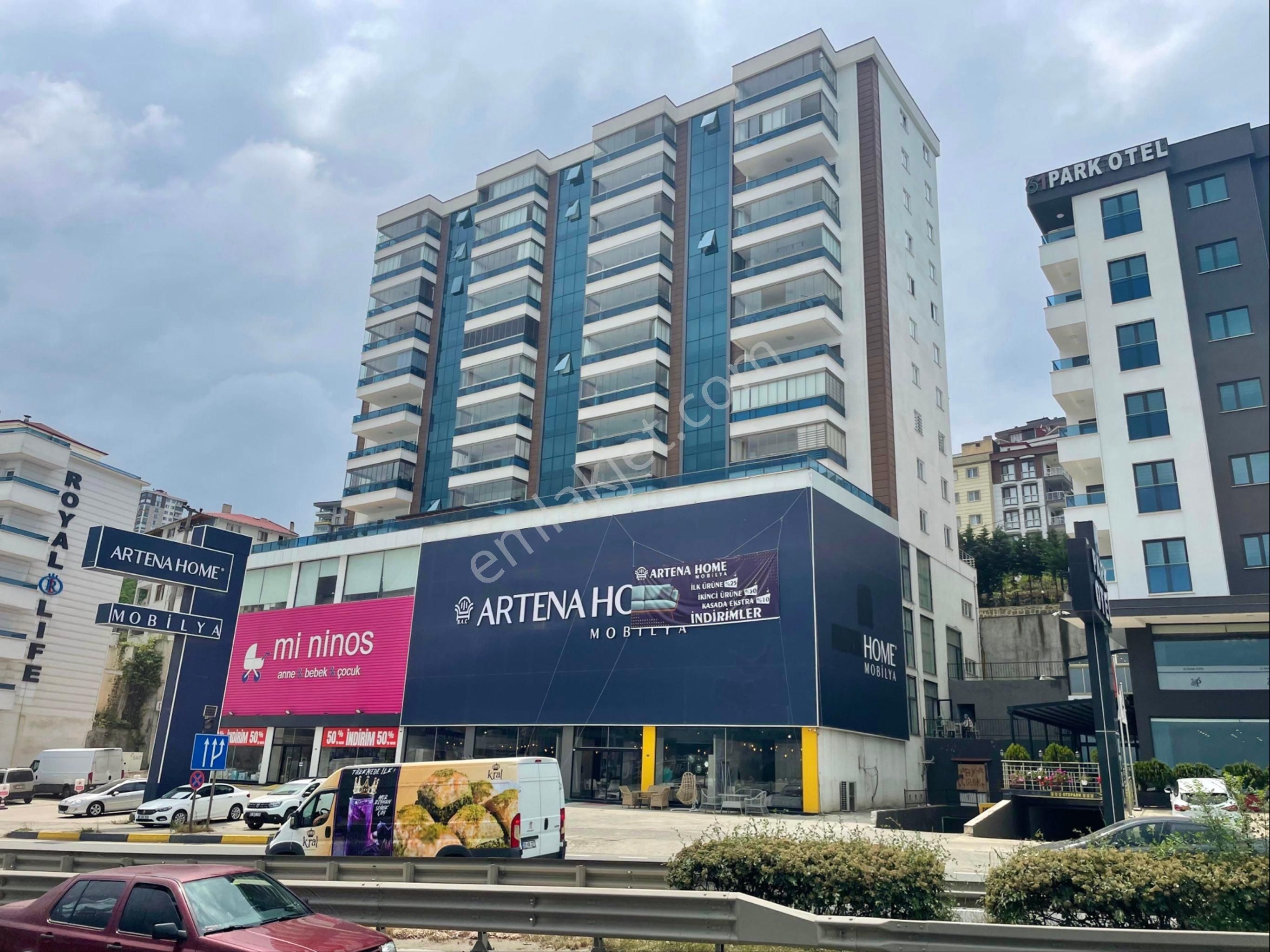 Yalıncak Deniz Evleri Sitesinde Kiralık 4+1 Fırsat Daire