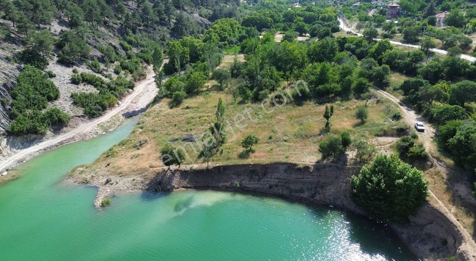 Korkuteli Yeltende Satılık Gölet Kenarı Yelten Manzaralı Bahçe - Görsel 15