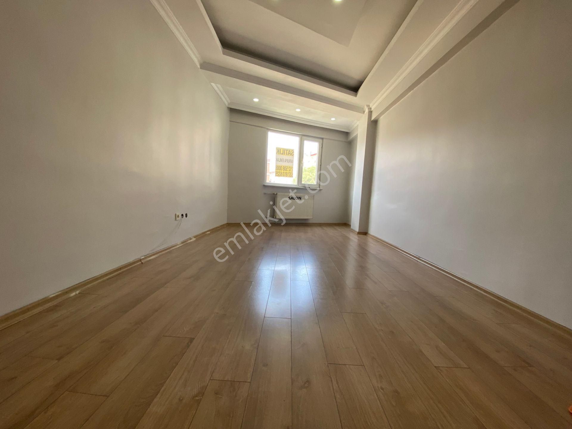Avrupa Emlak Tan Menderes Mah 85m² 2+1 2.kat,krediye Uygun,18 Yıllık,menderes Metroya İstasyonu 5 Dk