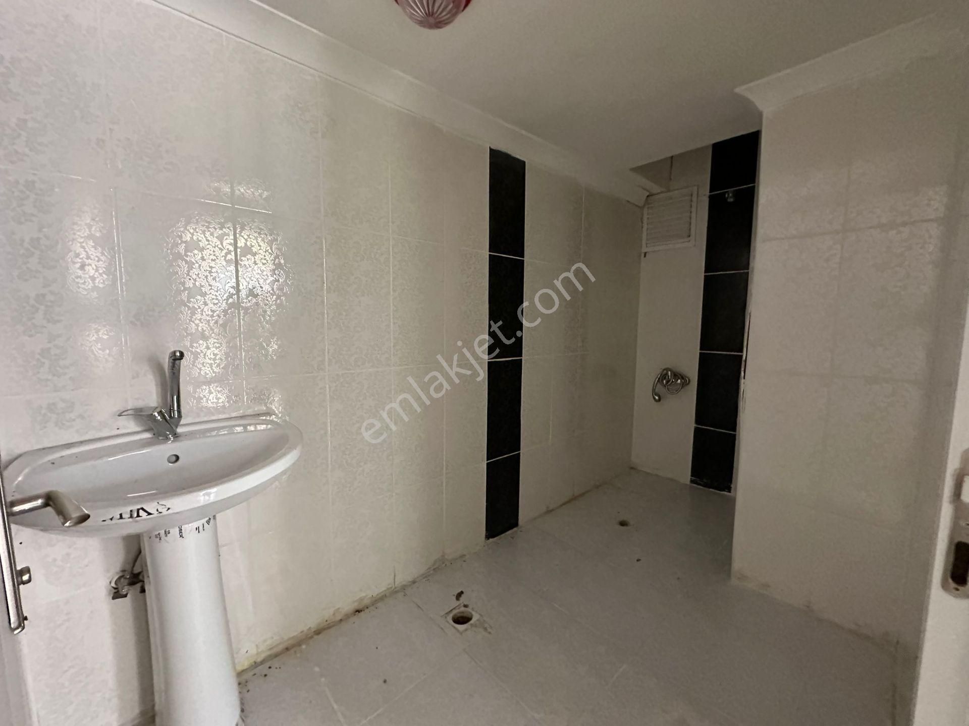 Karapürçek'te Külliye Yakınında Asansörlü 4+1 Satılık Daire !! - Görsel 18