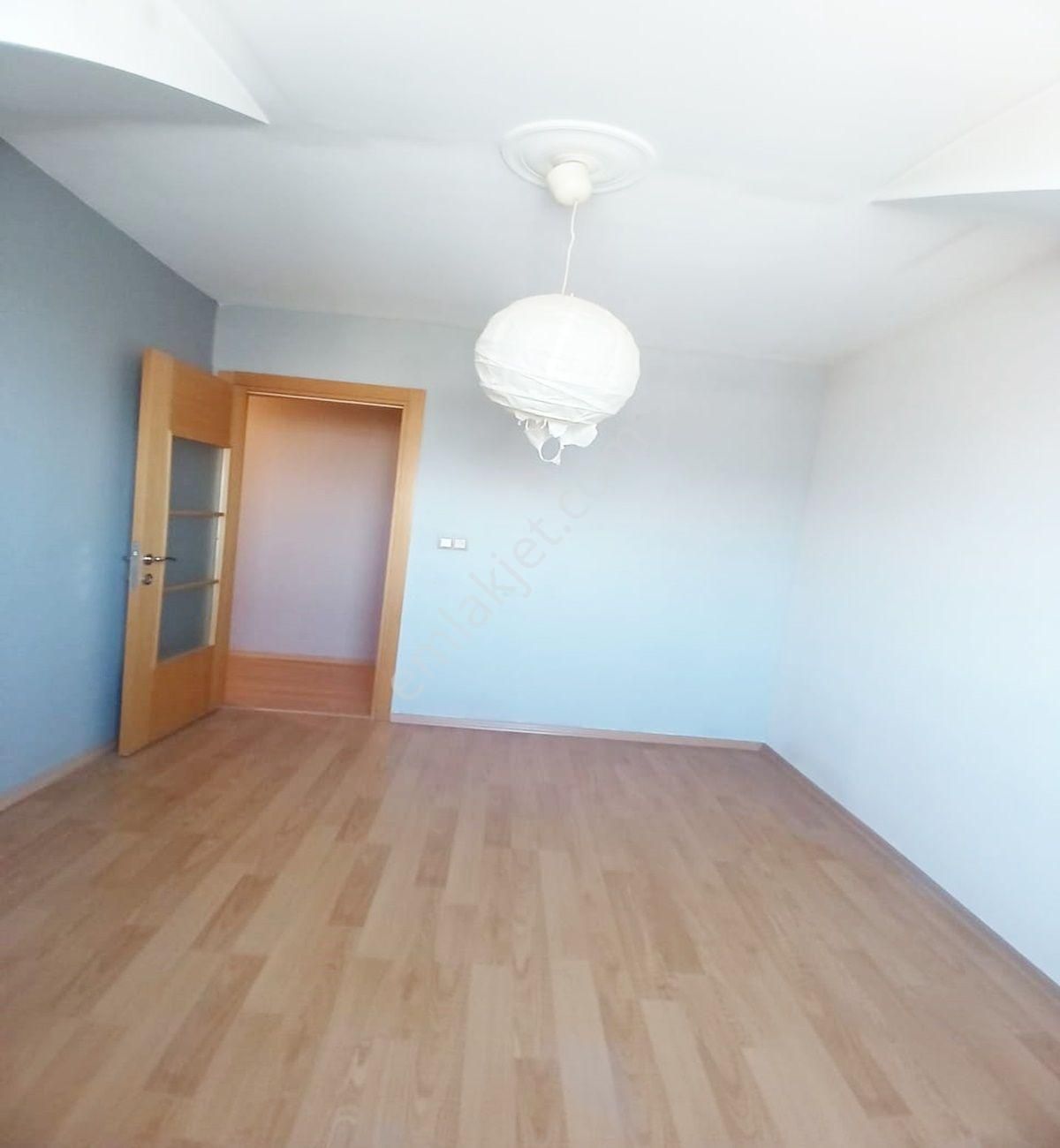 Avcılar Cihangirde Metrobüse Yürüme Mesafesinde 2+1 Yeni Bina - Görsel 23