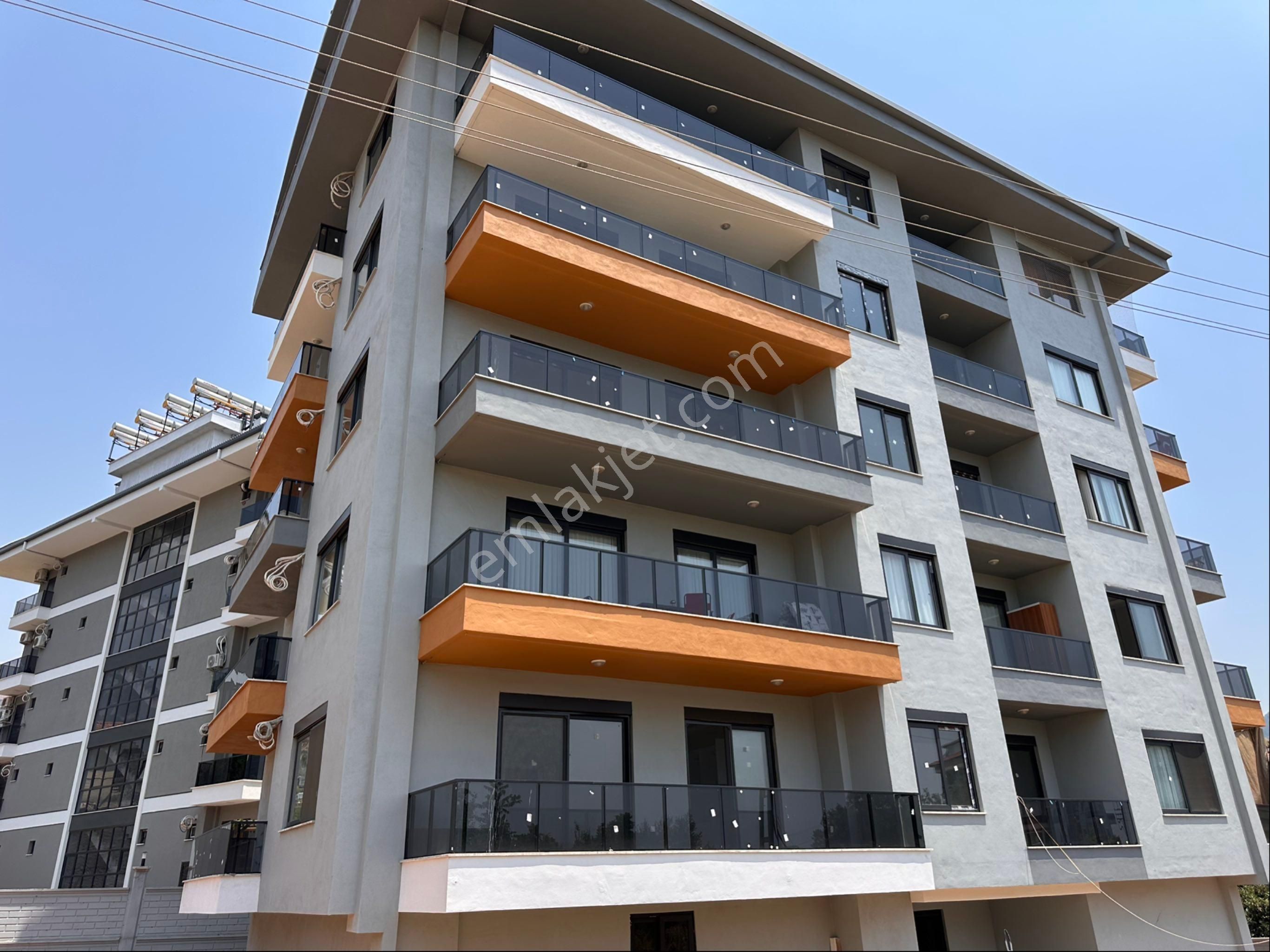 Alanya Çıplaklıda 2+1 Ayrı Mutfak Satılık Daire