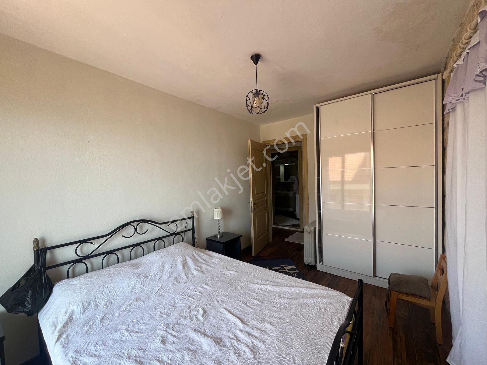 Bimeyko'da Manzaralı Oturuma Hazır 3+1 Villa - Görsel 18