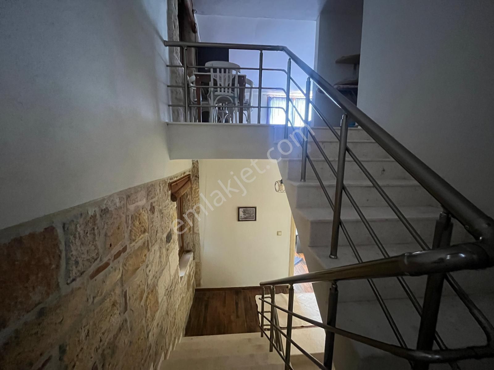 Bimeyko'da Manzaralı Oturuma Hazır 3+1 Villa - Görsel 23