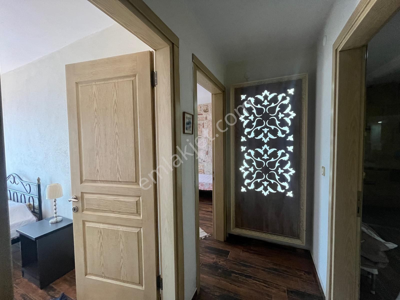 Bimeyko'da Manzaralı Oturuma Hazır 3+1 Villa - Görsel 16