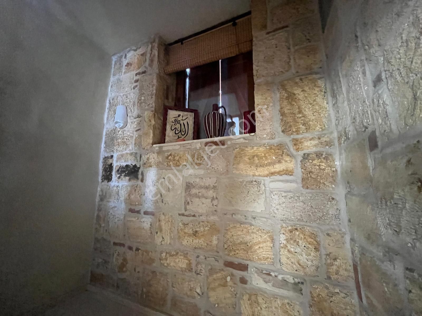 Bimeyko'da Manzaralı Oturuma Hazır 3+1 Villa - Görsel 24