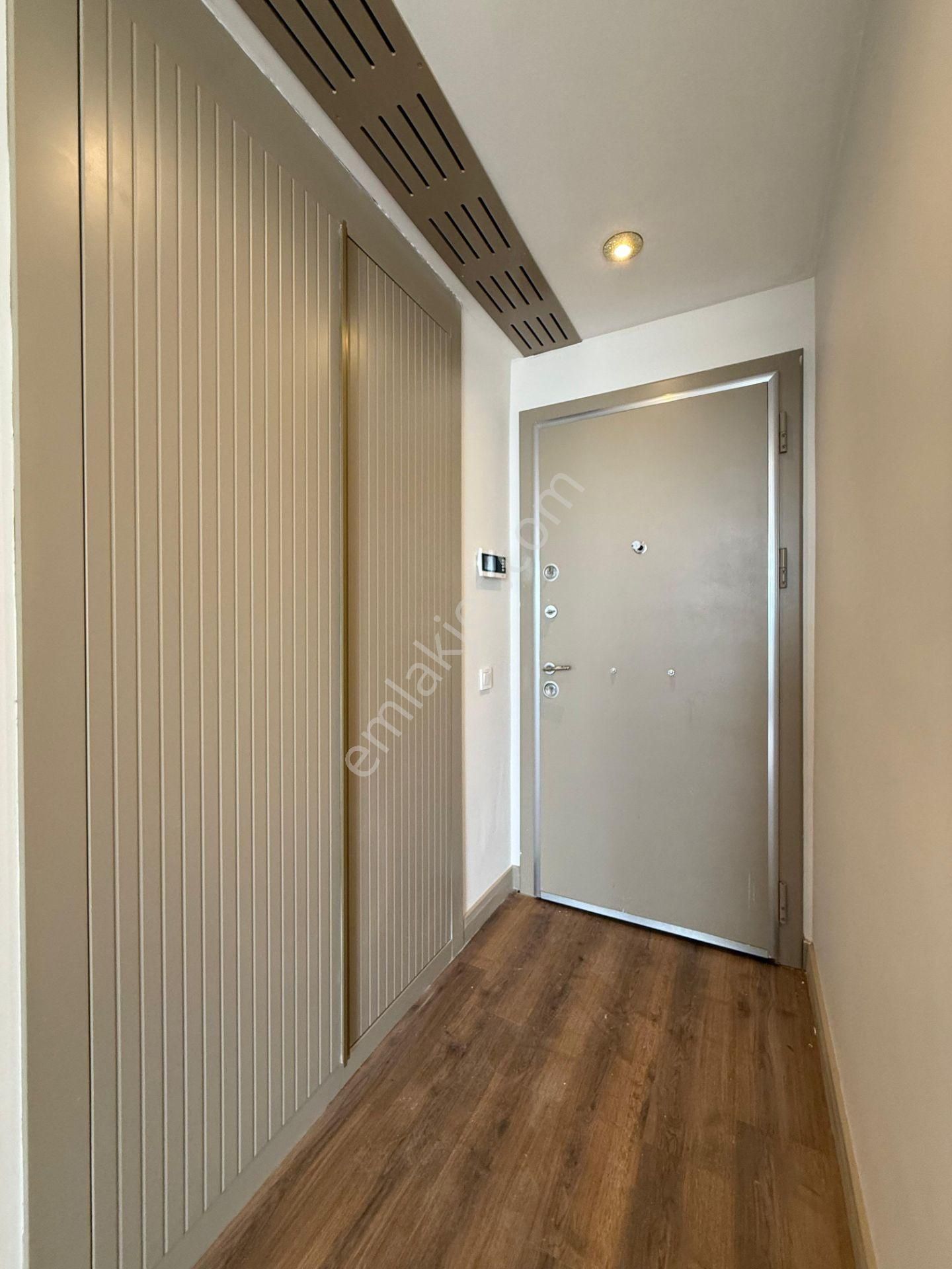 Kabasakalda Sıfır/site/dublex/5+1/2 Mutfak/3 Banyo/40 M2 Teraslı - Görsel 22