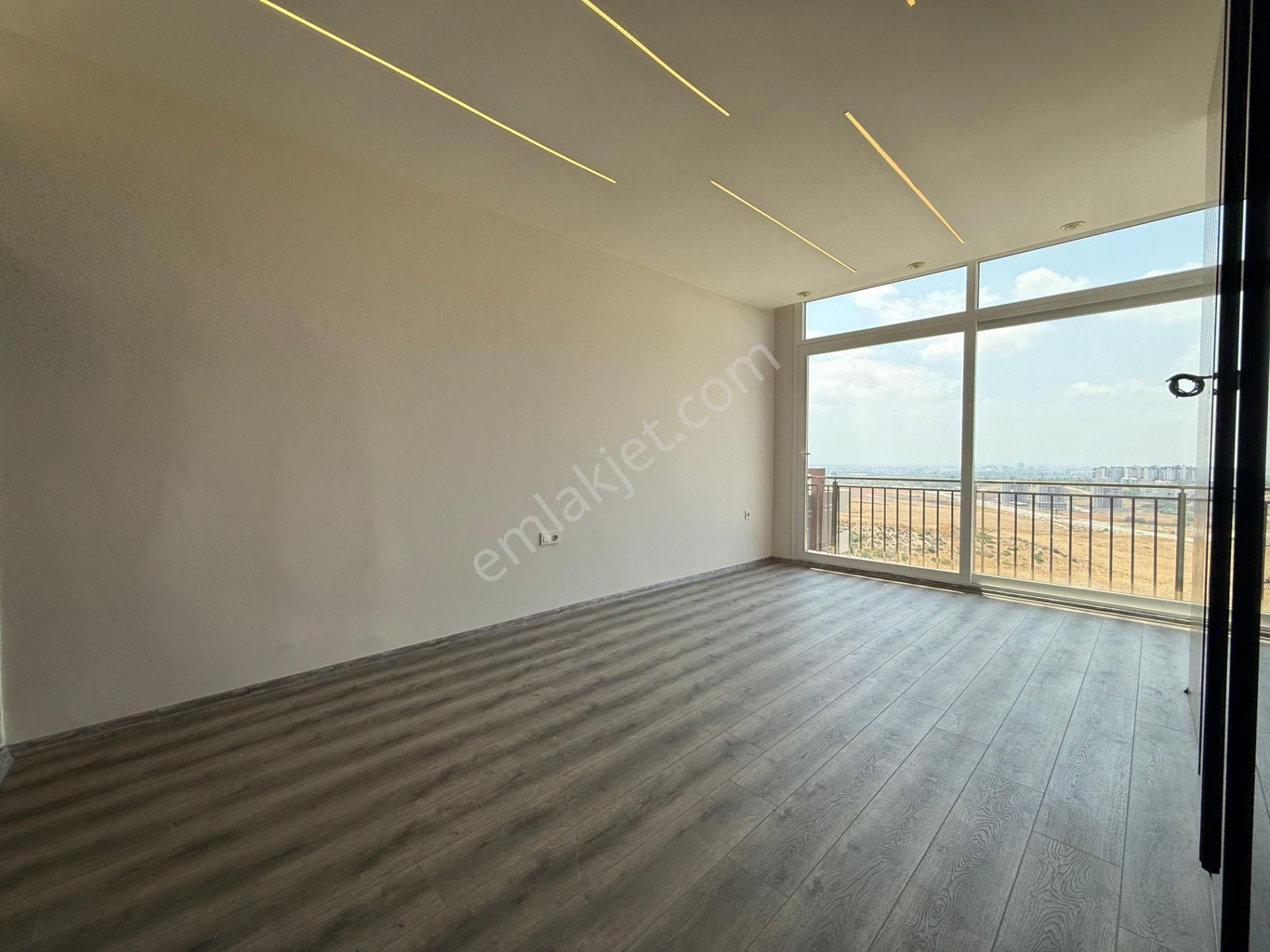 Kabasakalda Sıfır/site/dublex/5+1/2 Mutfak/3 Banyo/40 M2 Teraslı - Görsel 13