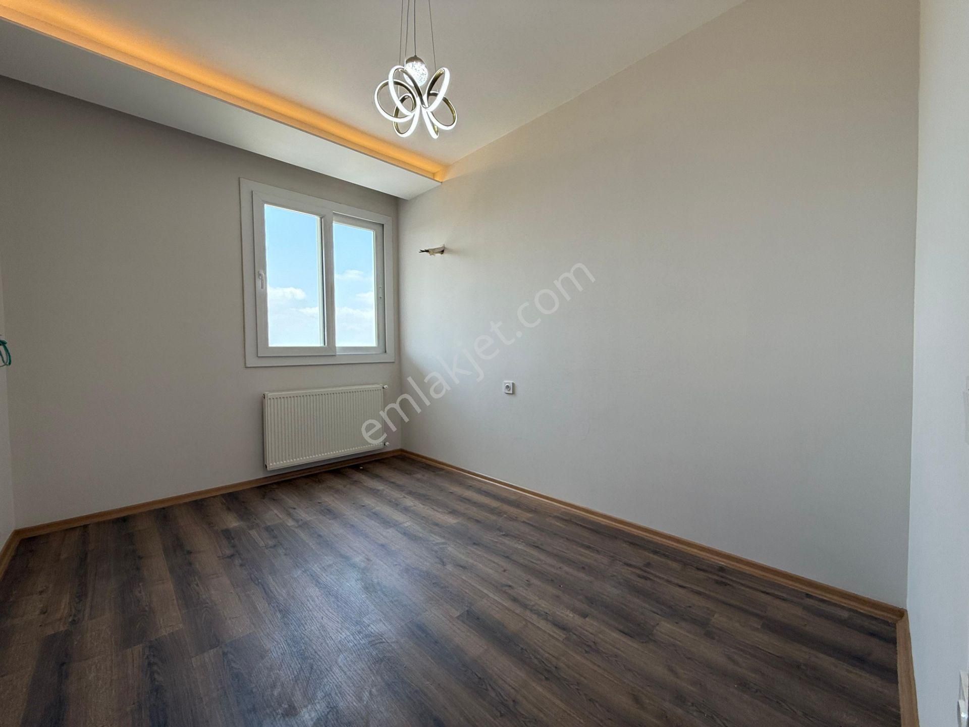 Kabasakalda Sıfır/site/dublex/5+1/2 Mutfak/3 Banyo/40 M2 Teraslı - Görsel 31