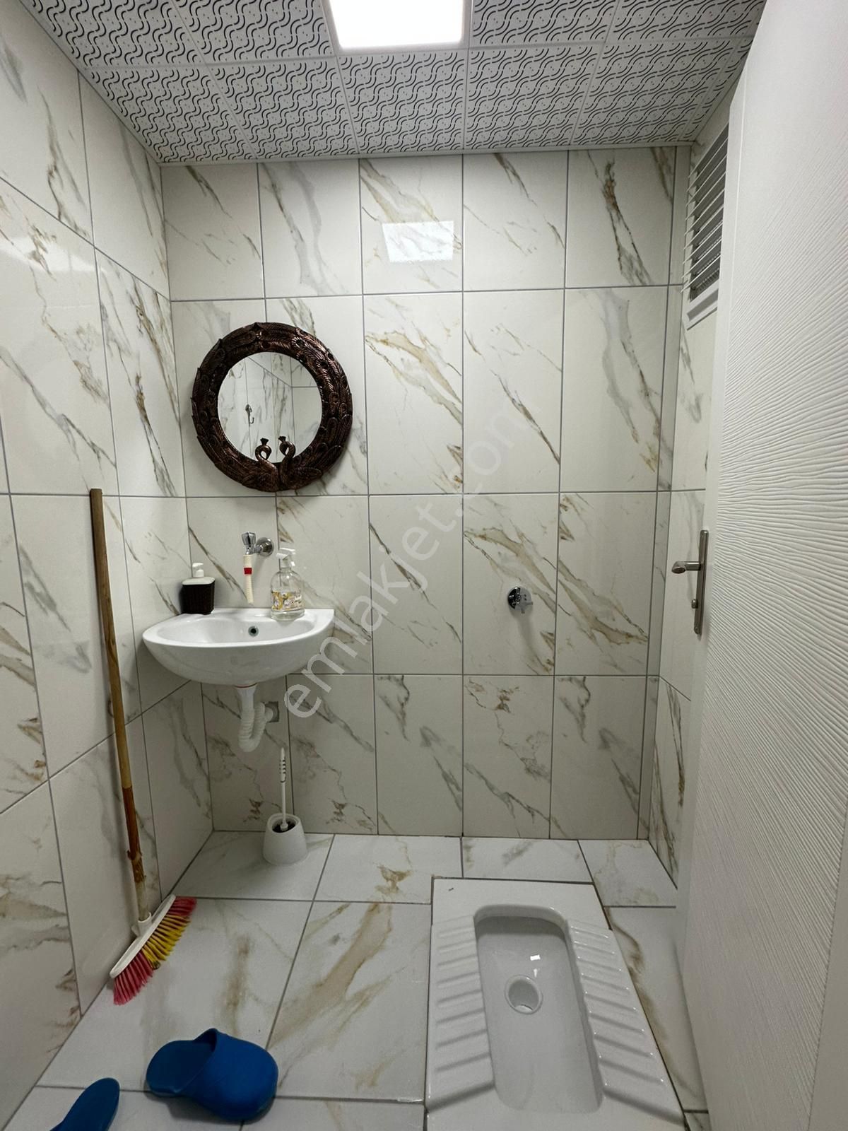 Feridunçelik'te Cadde Yakını Asansörlü Full Yapılı 3+1 Ara Katta Satılık Daire !! - Görsel 20