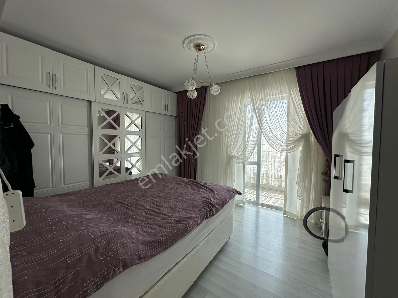 Feridunçelik'te Cadde Yakını Asansörlü Full Yapılı 3+1 Ara Katta Satılık Daire !! - Görsel 6