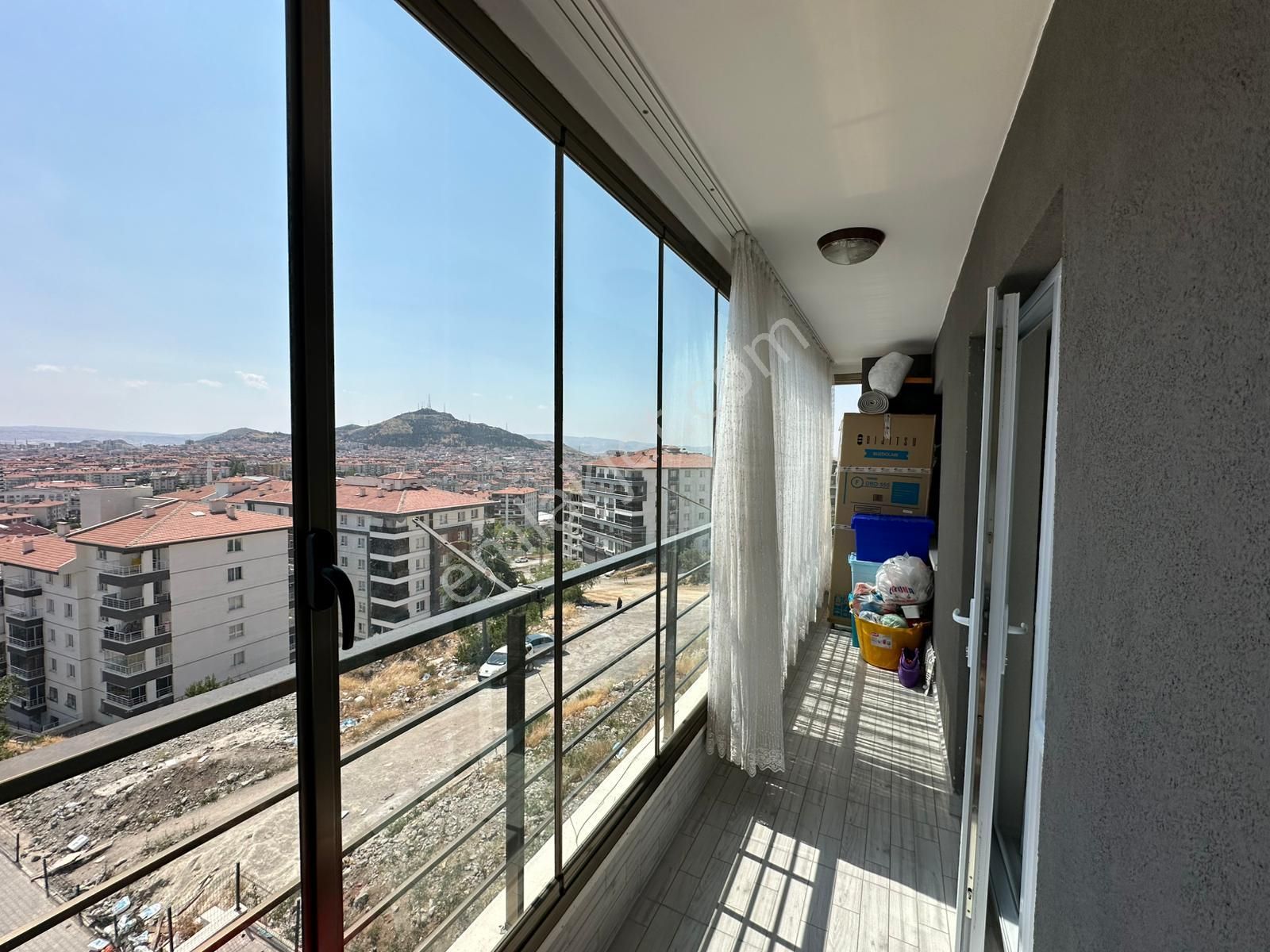 Feridunçelik'te Cadde Yakını Asansörlü Full Yapılı 3+1 Ara Katta Satılık Daire !! - Görsel 21