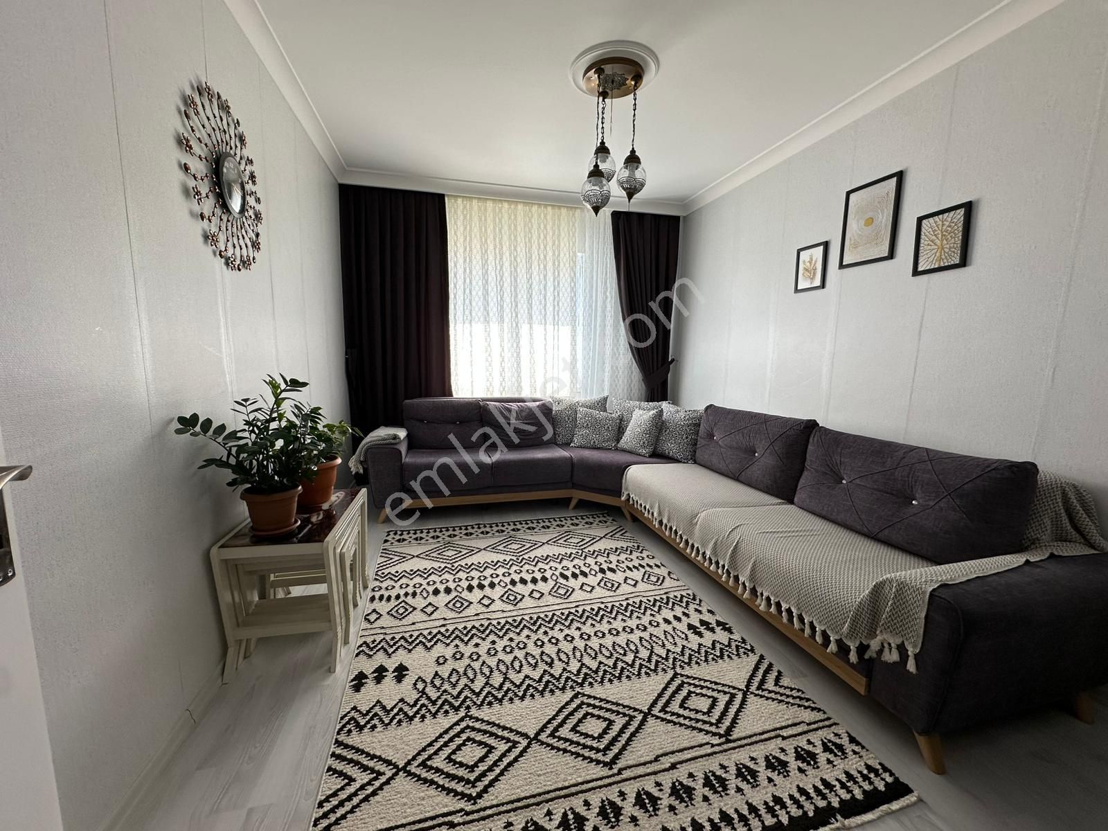 Feridunçelik'te Cadde Yakını Asansörlü Full Yapılı 3+1 Ara Katta Satılık Daire !! - Görsel 9