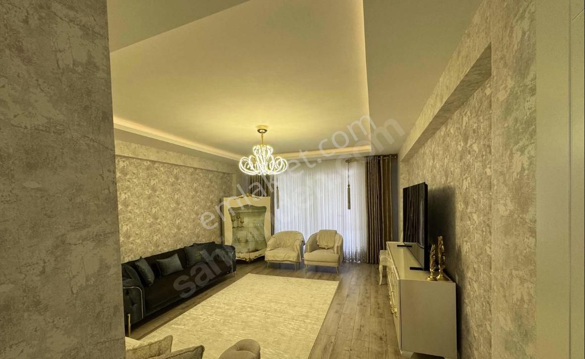 Kayapınarda Dost Emlaktan Siteli Çift Havuzlu 3+1 Lüks Satılık Daire
