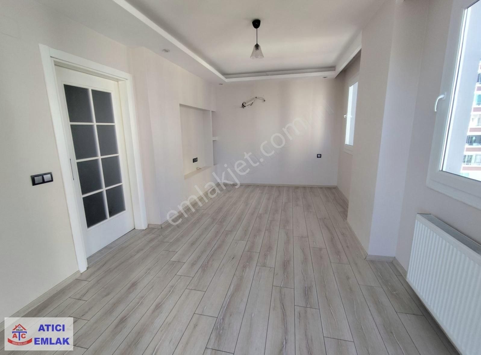 Belediye Civarında Satılık İskanlı Hasarsız Full Lüks 2+1 Daire!