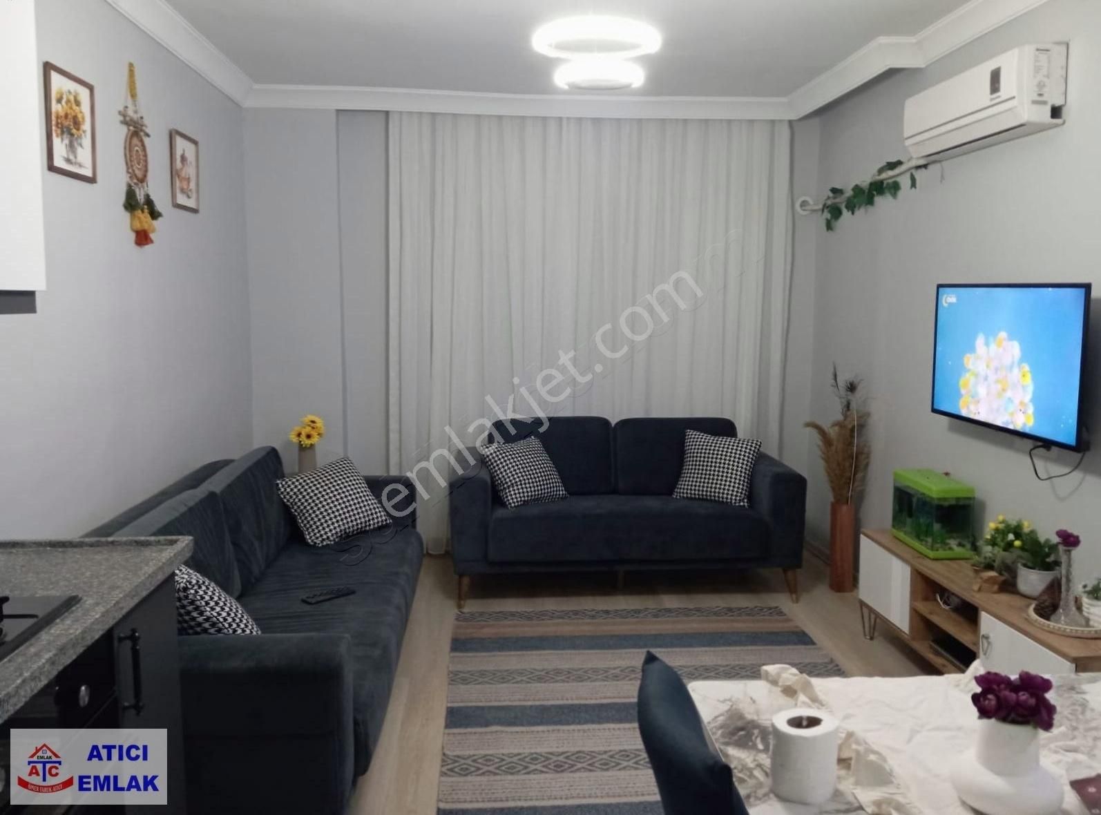 Orhangazi'de Cadde Üzerinde Satılık 2+1 Az Katlı Daire!!!