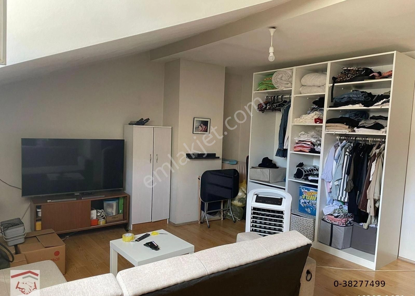Çeliktepe Dutluk Caddesinde 2+1 110m2 Satılık Daire