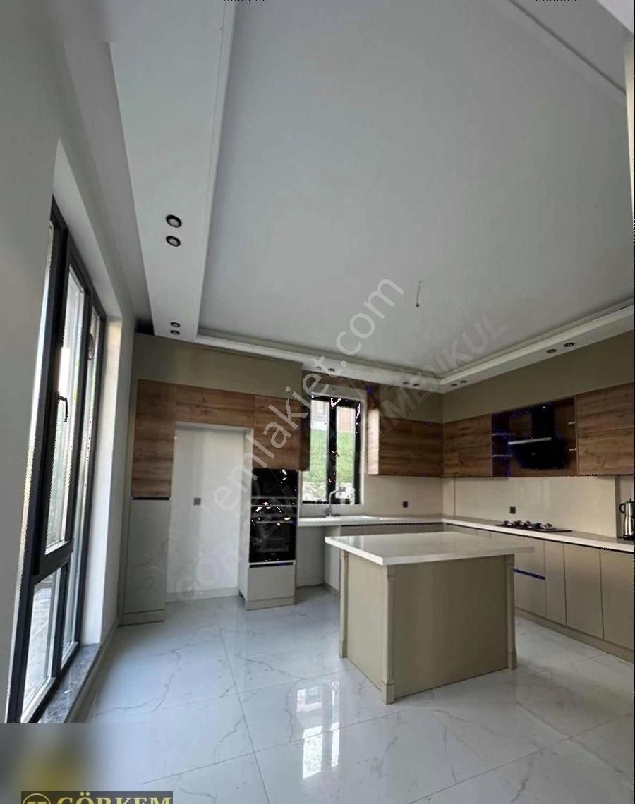 Görkem Gayrimenkul ' Den Bağlıca Satılık Lüks Villa