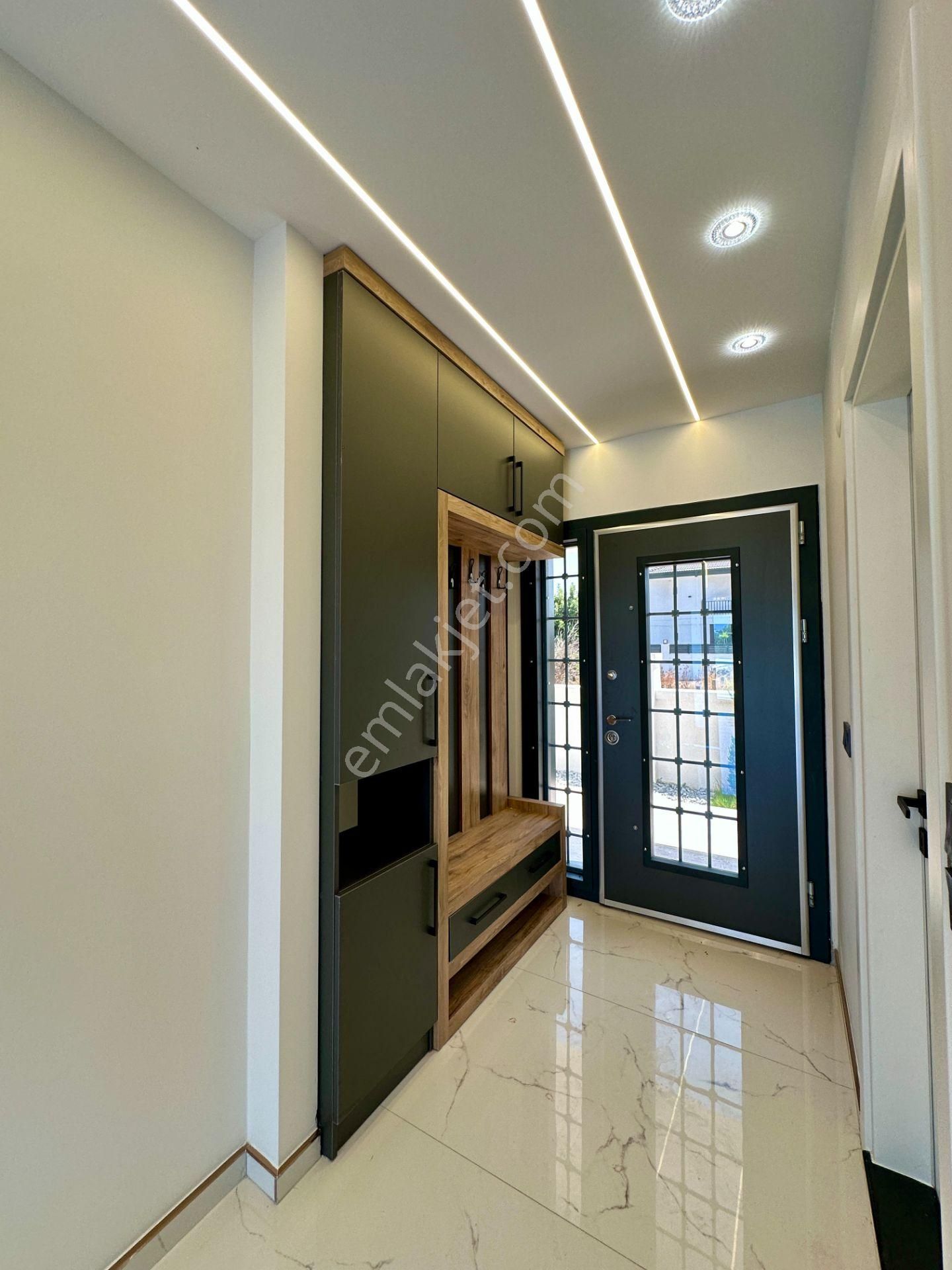 Villacı Onur'dan Denize Yakın 3+1 Ayrı Mutfaklı Lüx Müstakil Villa - Görsel 10