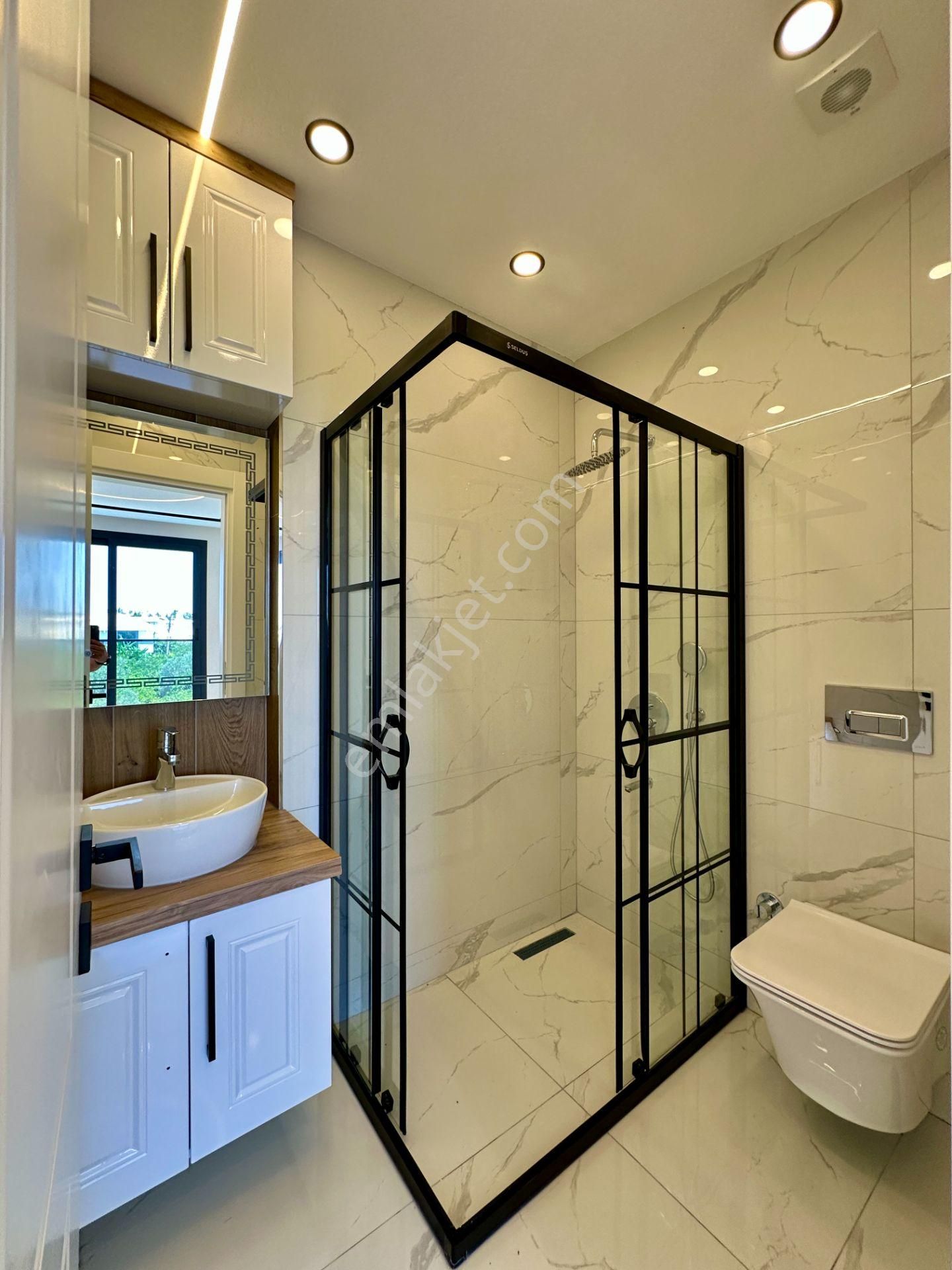 Villacı Onur'dan Denize Yakın 3+1 Ayrı Mutfaklı Lüx Müstakil Villa - Görsel 30