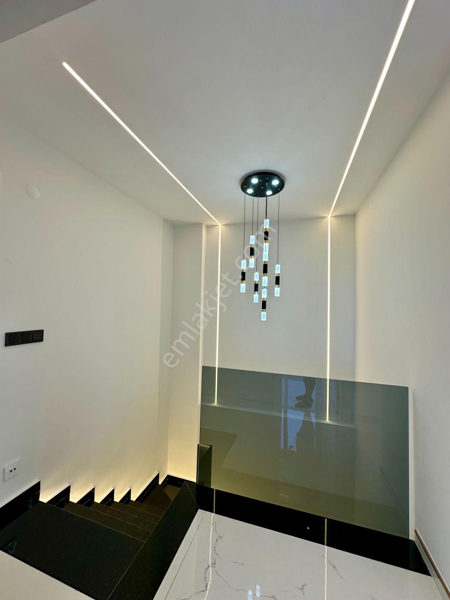 Villacı Onur'dan Denize Yakın 3+1 Ayrı Mutfaklı Lüx Müstakil Villa - Görsel 20