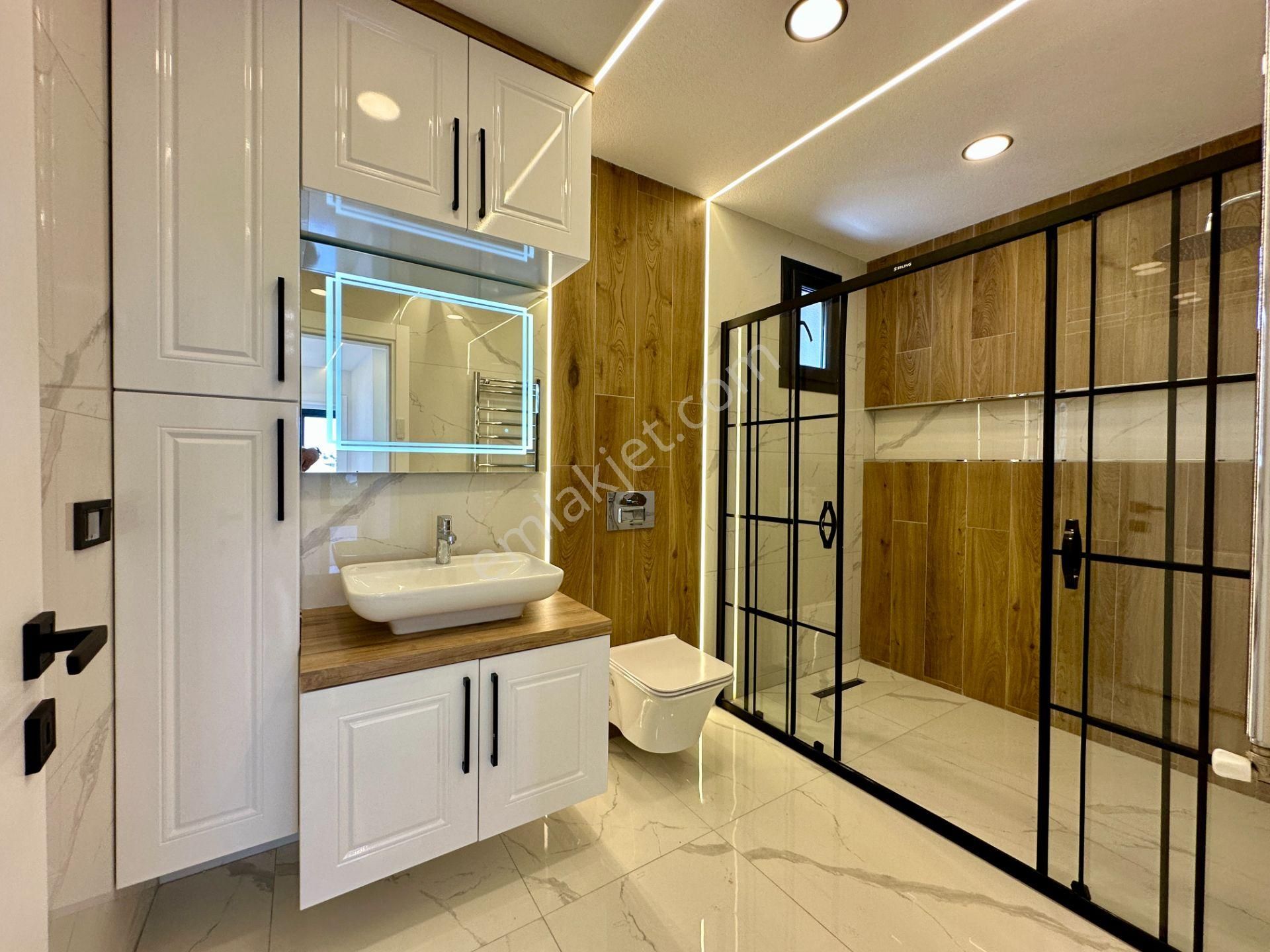 Villacı Onur'dan Denize Yakın 3+1 Ayrı Mutfaklı Lüx Müstakil Villa - Görsel 24