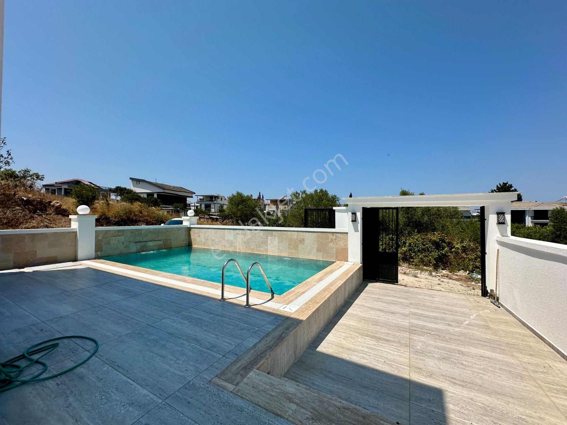 Villacı Onur'dan Denize Yakın 3+1 Ayrı Mutfaklı Lüx Müstakil Villa - Görsel 4