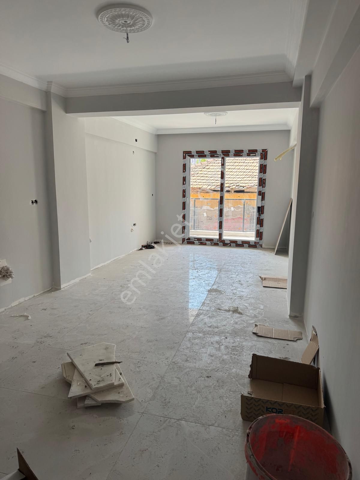 Yeni Mahallede Satılık 1+1 Daire