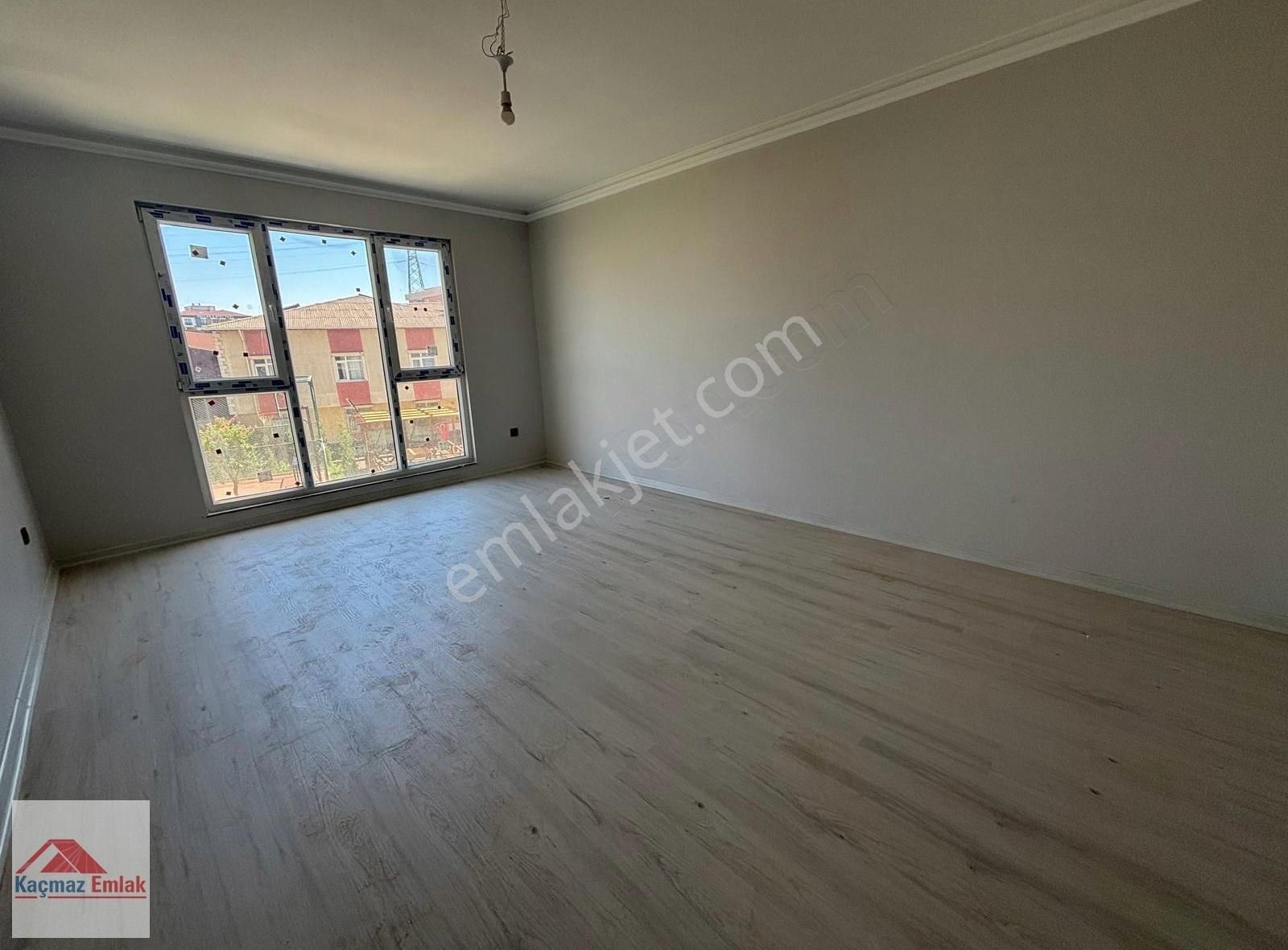 Pendik Sülüntepe'de Şahane Site Projesinde Satılık 2+1 Daire