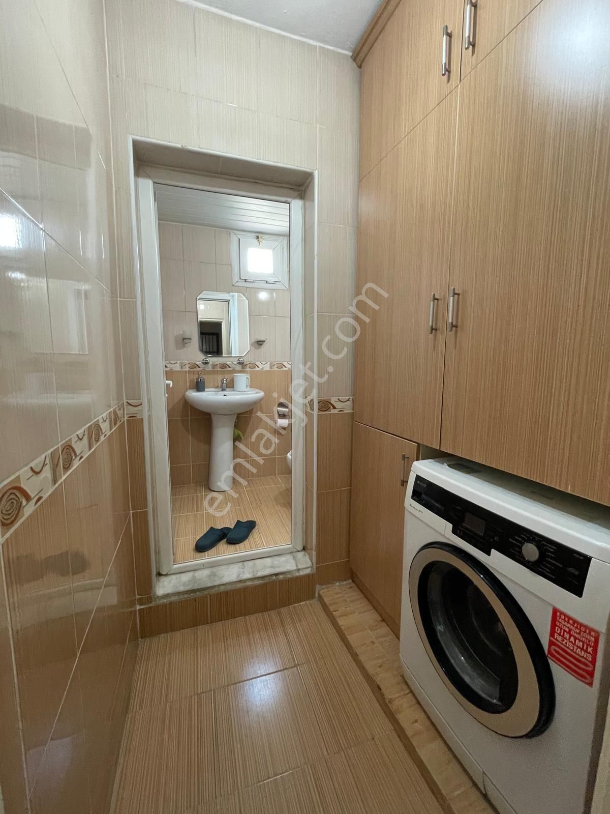 Yeşilevler Vefa Caddesinde 3 Katlı Satılık Müstakil Ev - Görsel 5