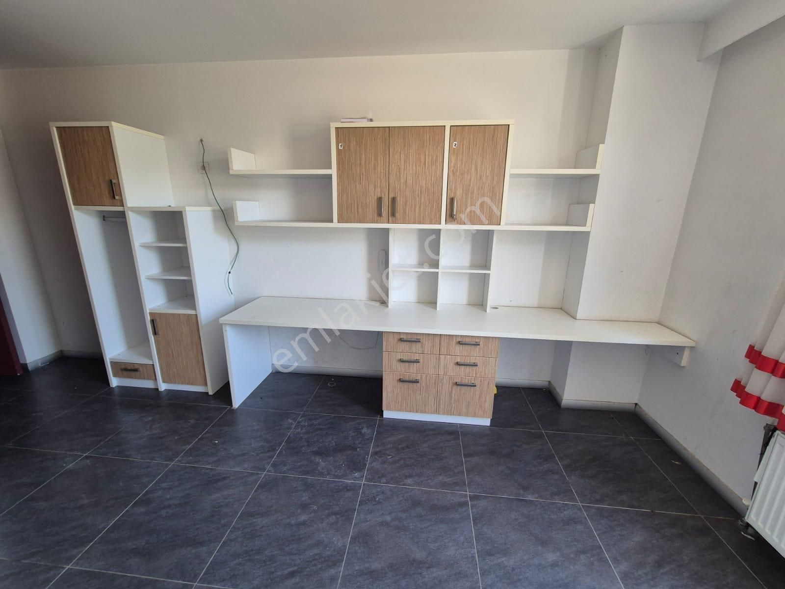 Delux'den Hürriyet Mah.'de Geniş Kapasiteli Kiralık Yurt Binası - Görsel 21