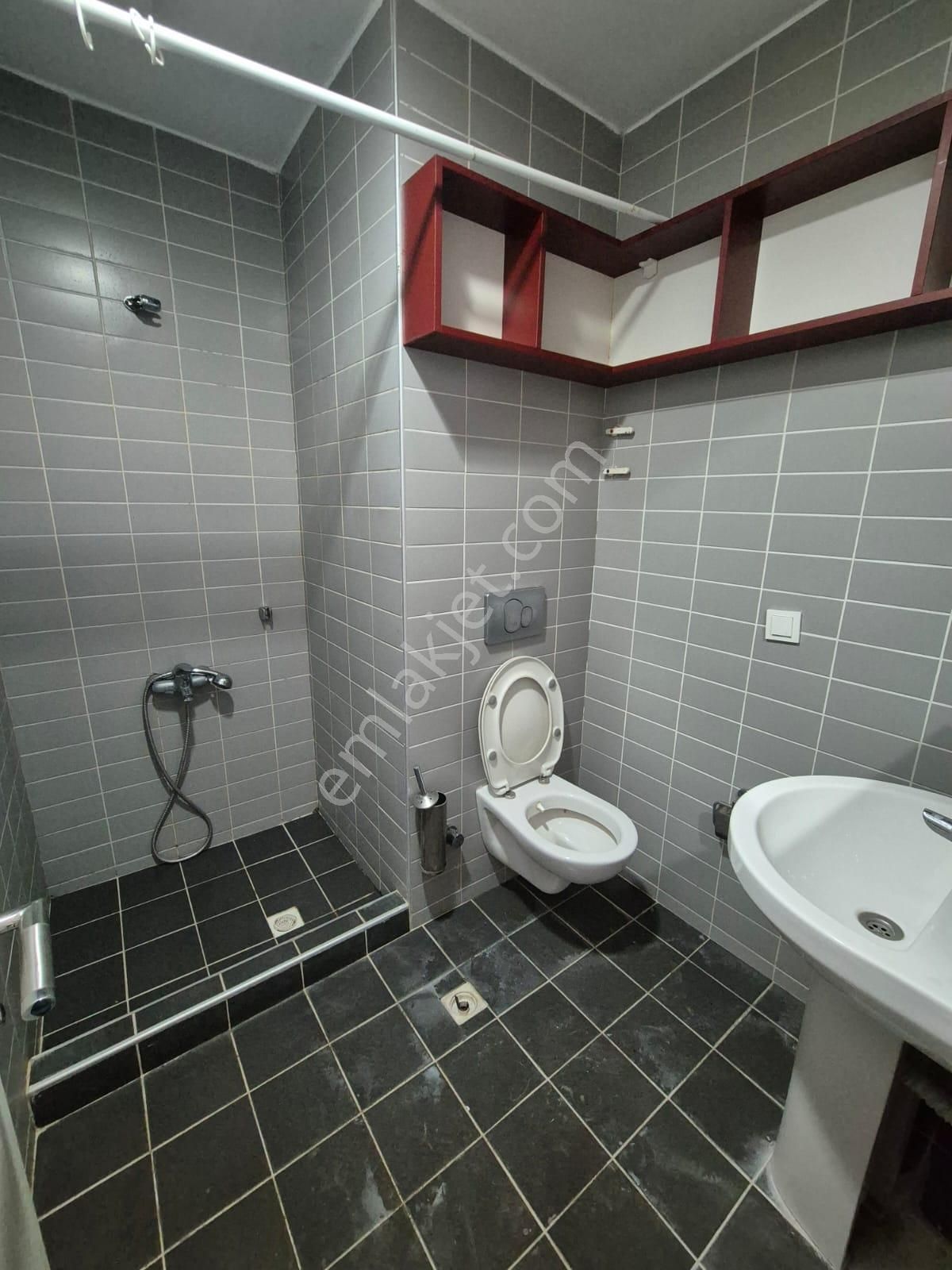 Delux'den Hürriyet Mah.'de Geniş Kapasiteli Kiralık Yurt Binası - Görsel 30