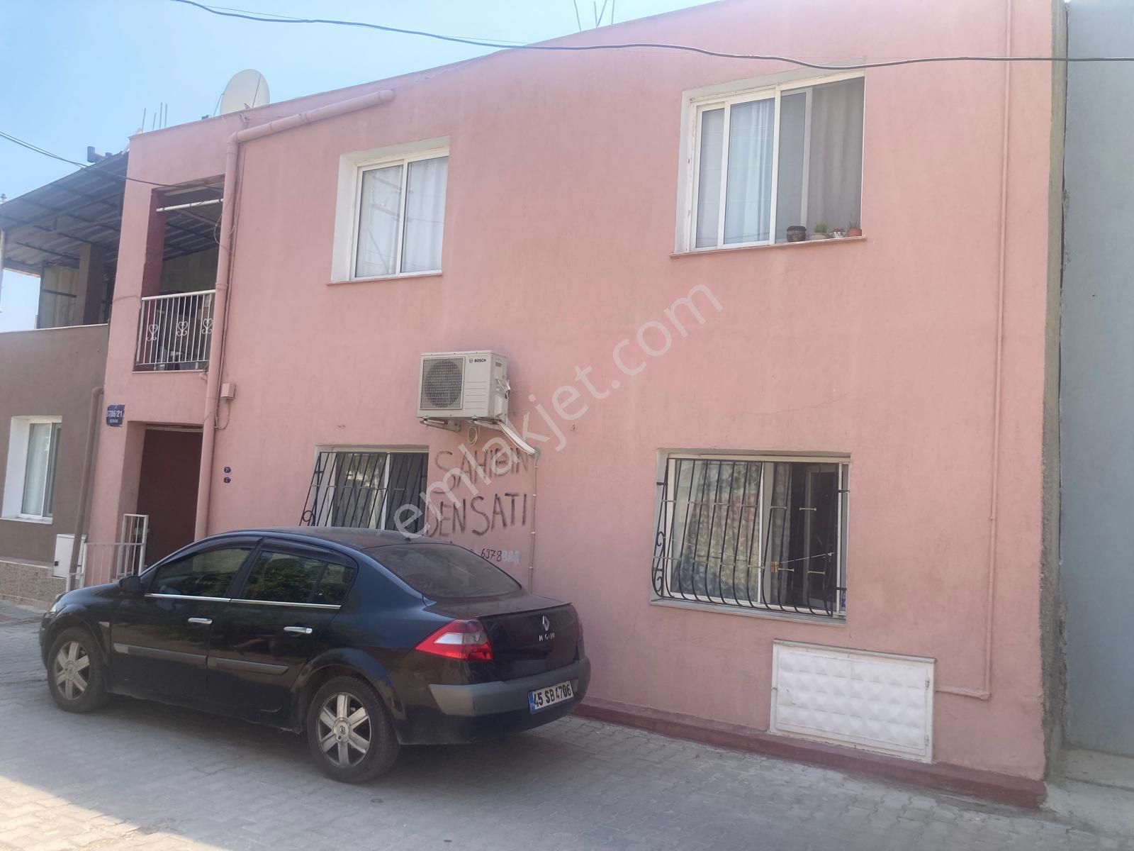 Eges Den Çiğli Atasanayide Satılık 2 Katlı Bina (depo Ofis Yapımına Uygun)