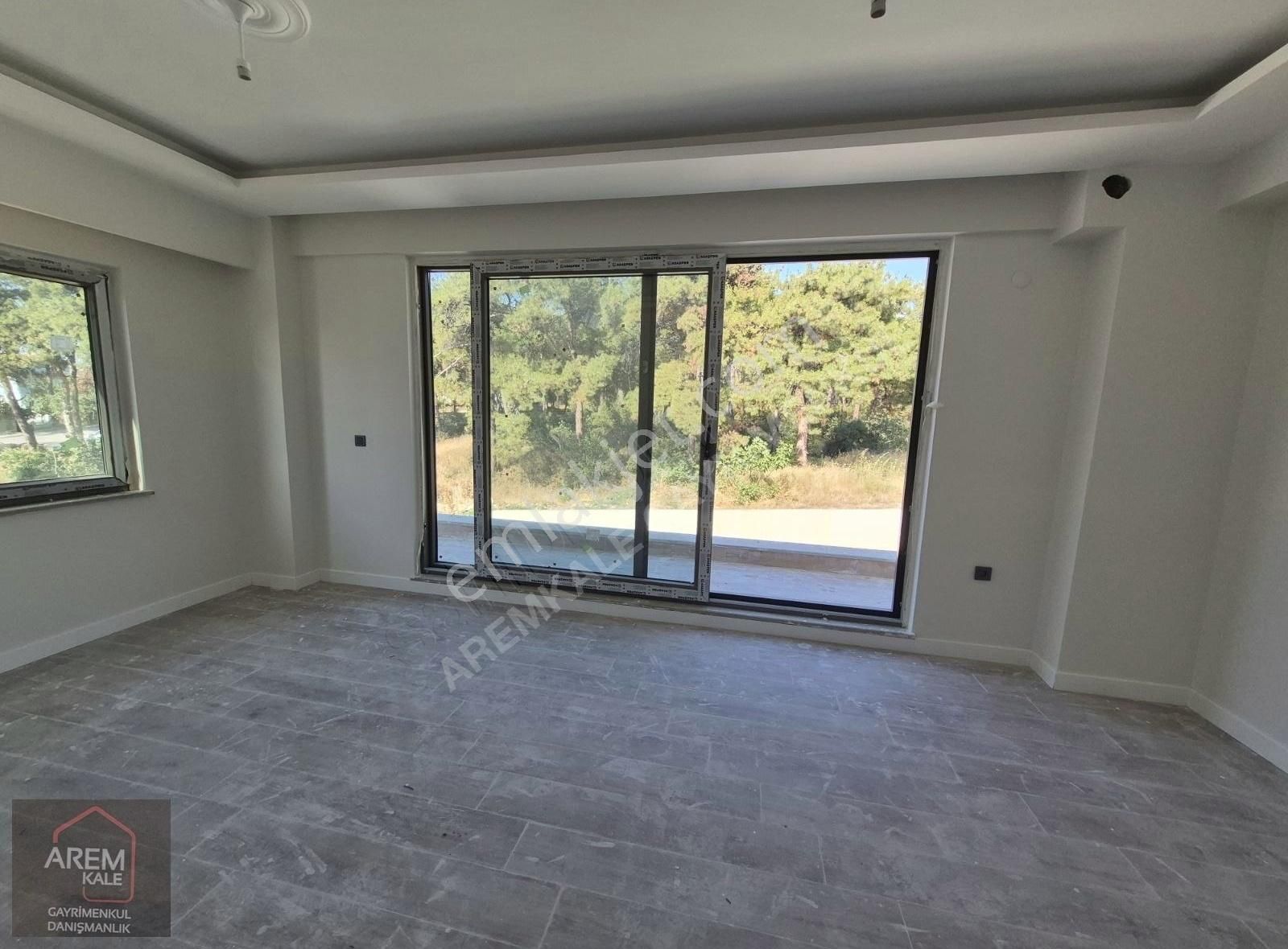 Çanakkale Guzelyali Da Müstakil Bahçeli Ve Havuzlu Satılık Vılla - Görsel 13