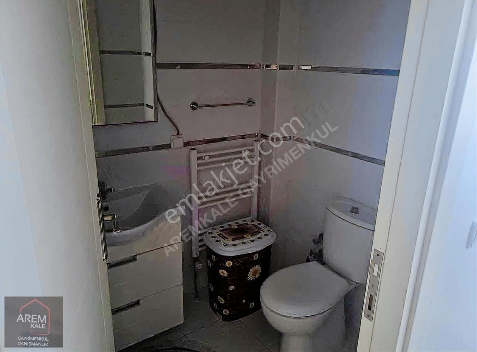 Troya Caddesinde Eşyalı Kiralık Stüdyo Daire !
