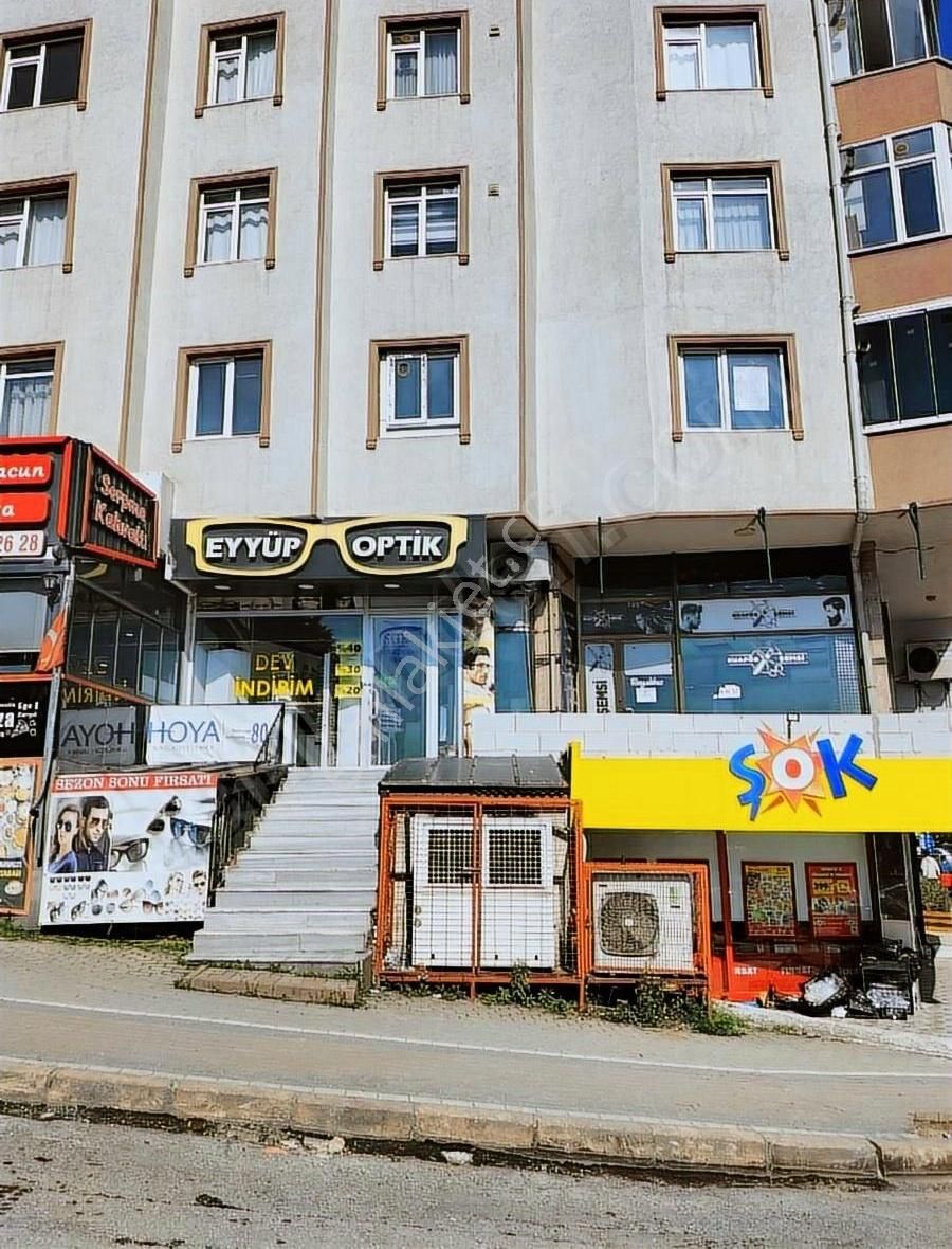 3+1çift Cepheli ,full Güneş Görmekte Hastane Ve Metronun Dibinde