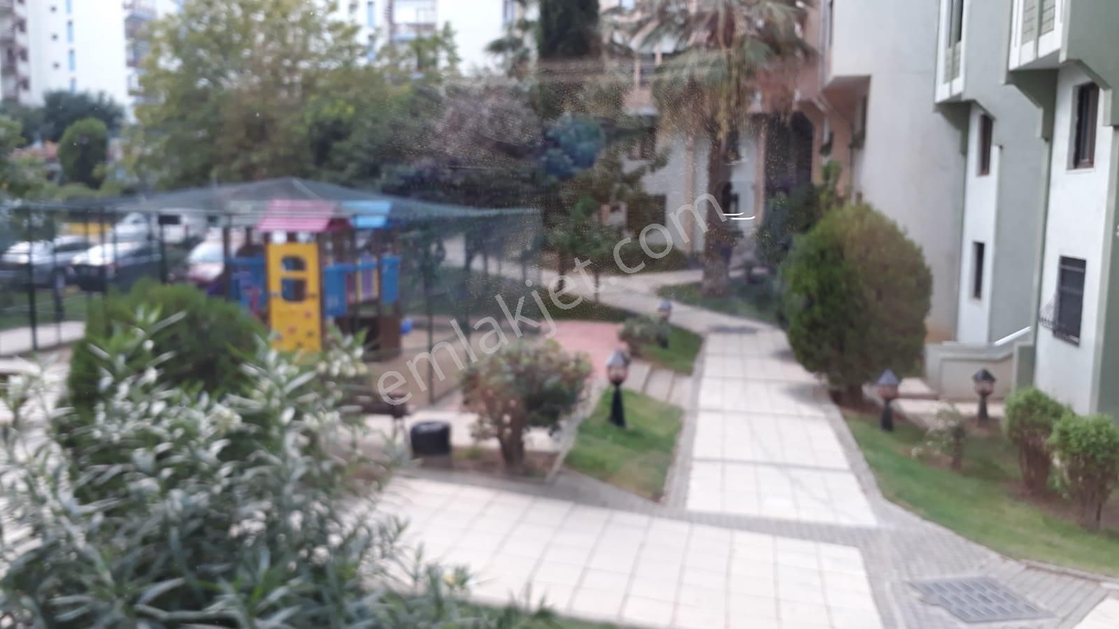 İst. Ataşehir Satılık Kamelya 1 Sitesi 2+1 Daire