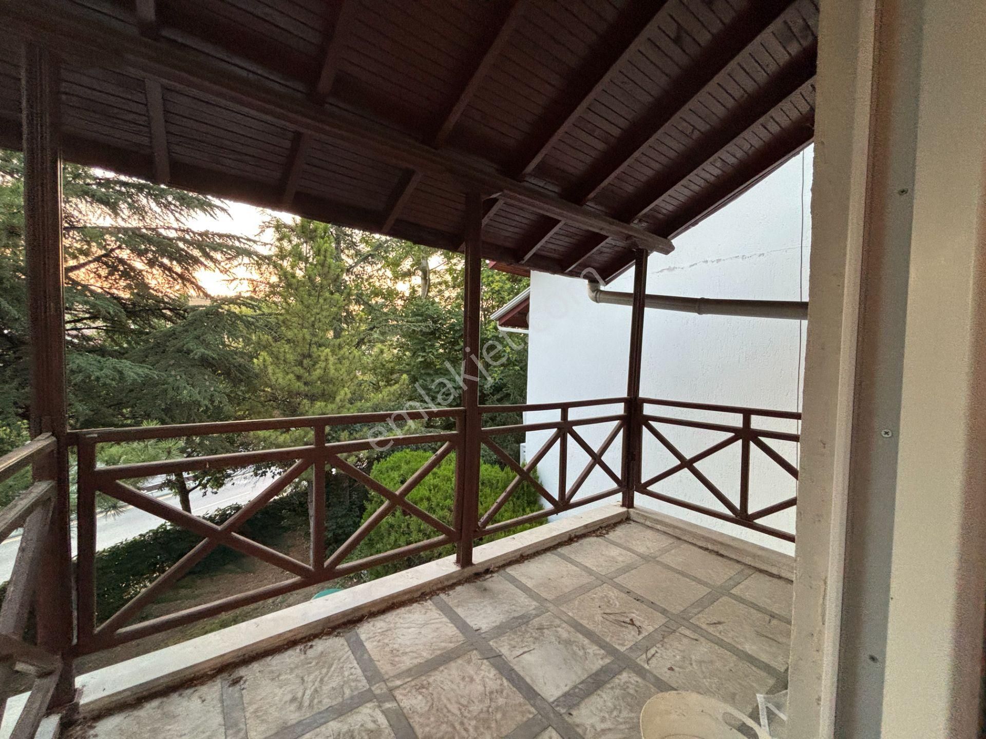 Gordion Avm Yakınında Kelepir Villa