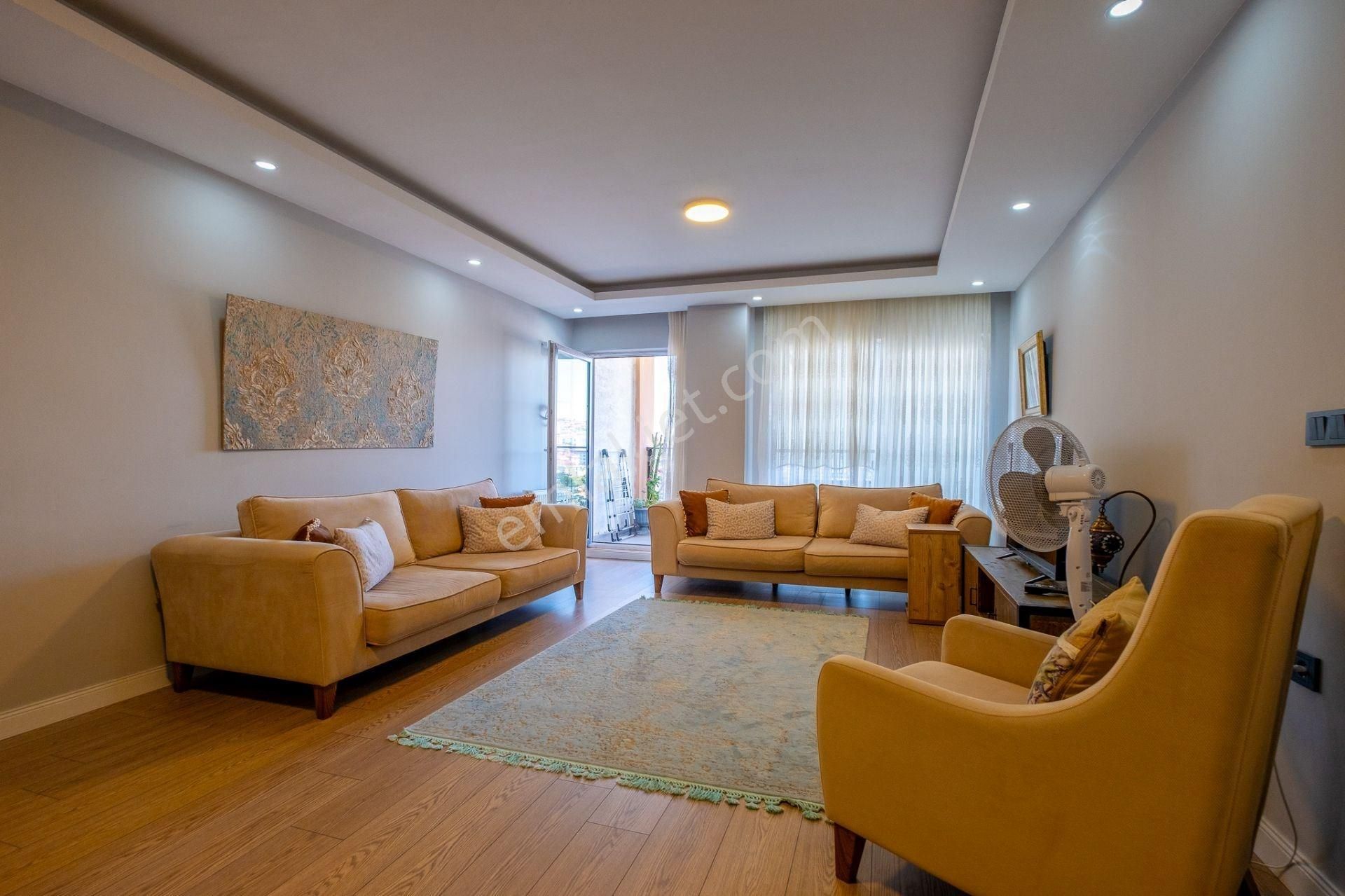 Kılıç Marina'da 6+2 Deniz Manzaralı 320 M2 Lüks Dublex Daire - Görsel 2