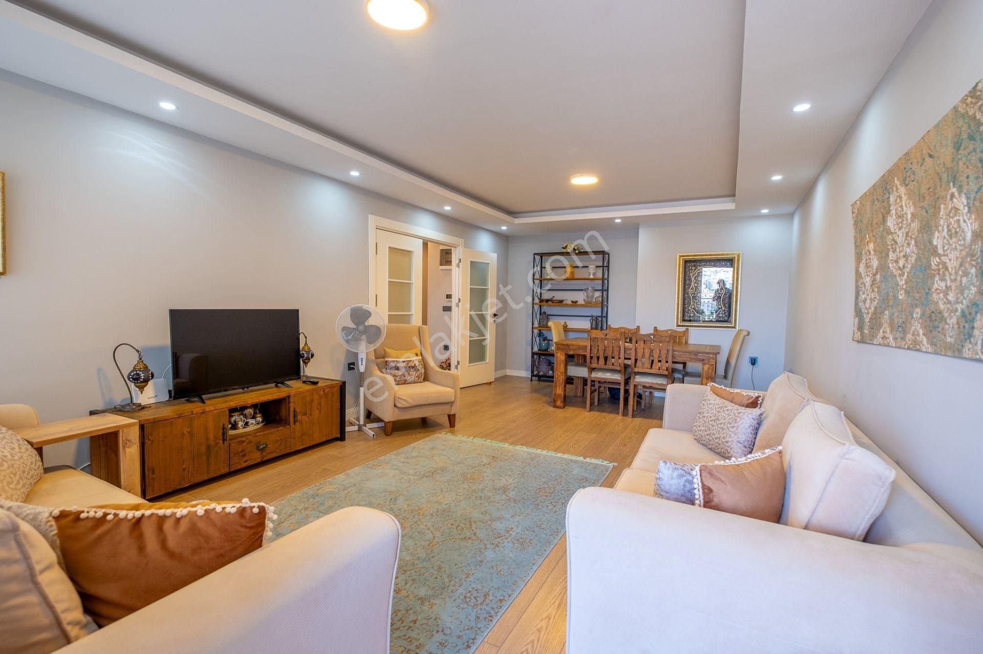 Kılıç Marina'da 6+2 Deniz Manzaralı 320 M2 Lüks Dublex Daire - Görsel 5