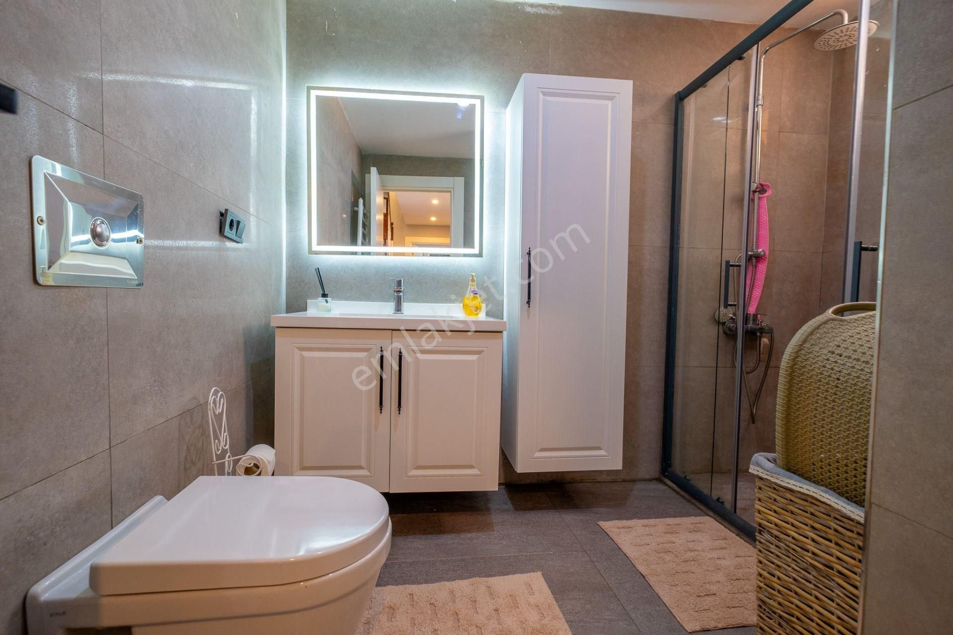 Kılıç Marina'da 6+2 Deniz Manzaralı 320 M2 Lüks Dublex Daire - Görsel 12