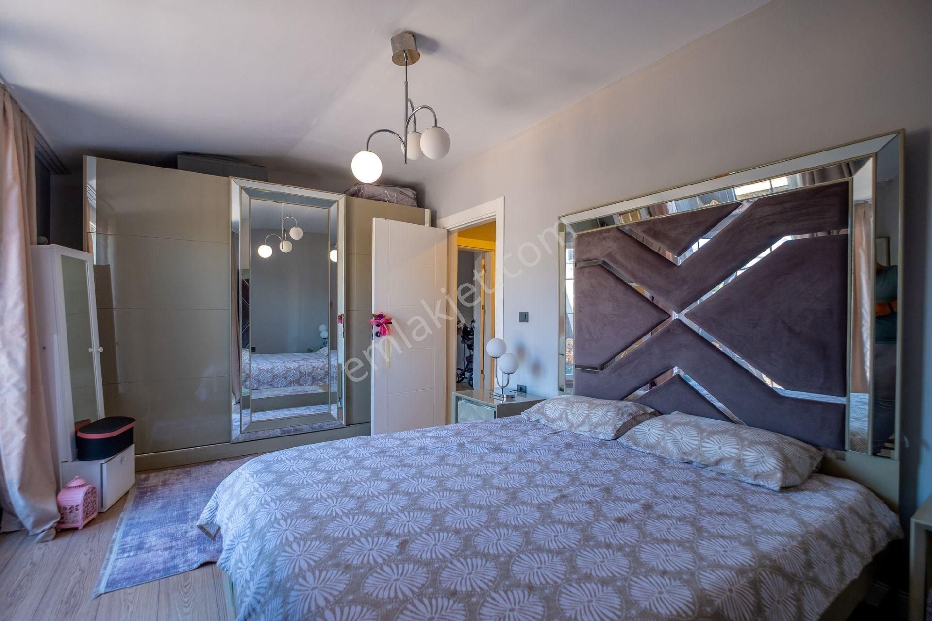 Kılıç Marina'da 6+2 Deniz Manzaralı 320 M2 Lüks Dublex Daire - Görsel 35