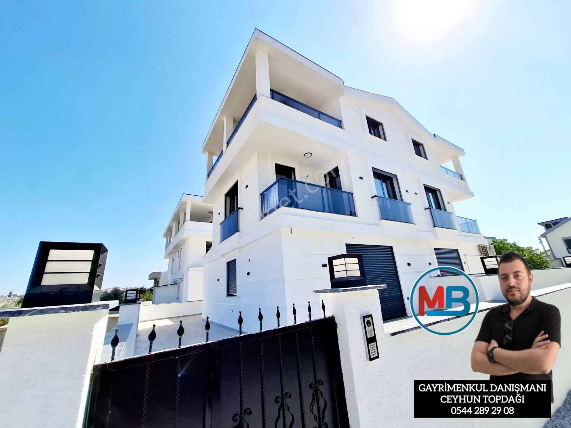 Didim'de Satılık 3+1 Sıfır Villa Deniz Manzaralı Müstakil Bahçeli !