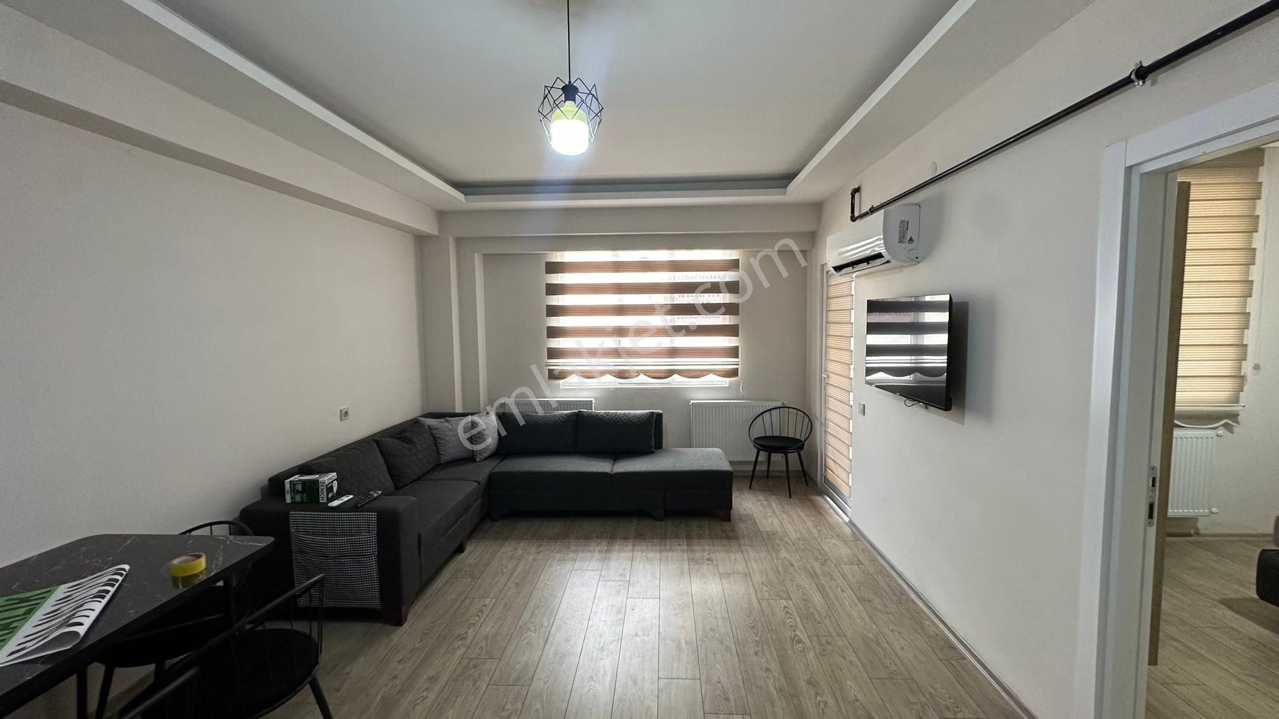 Deniz Gayrimenkul’den İmam Bakır Mahallesinde Lüx + Güvenlikli+ful Eşyalı+balkonlu 1+1 Kiralık Daire
