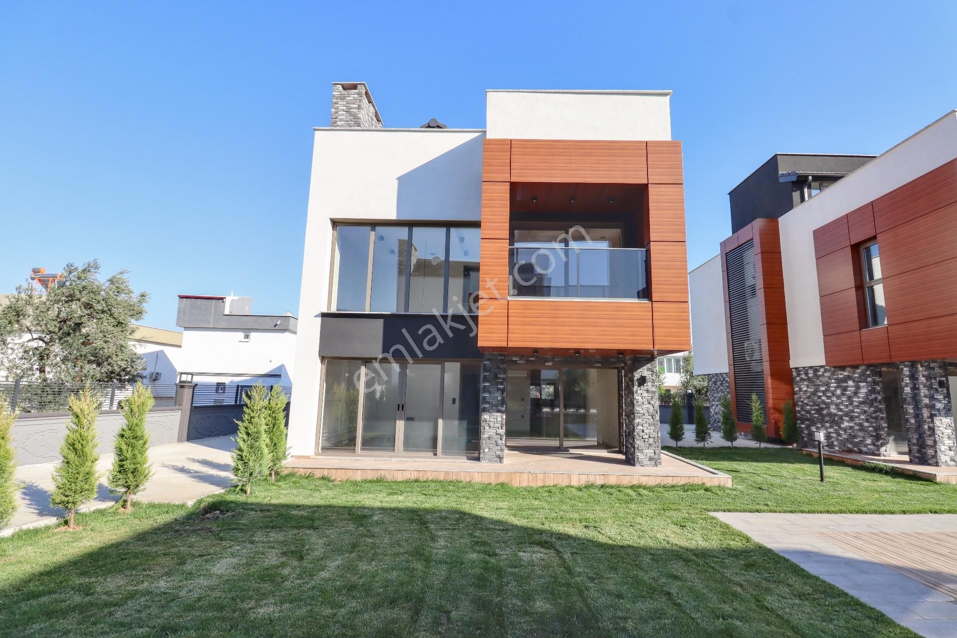 Güre Sahil Tarafında Satılık Havuzlu Sitede 4+1 Sıfır Villa - Görsel 10