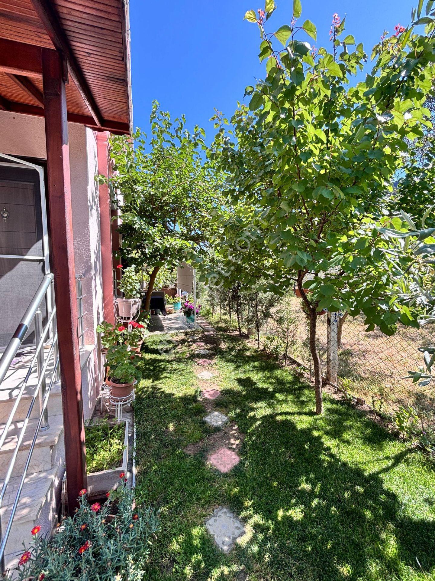 Şarköy De Işık Emlaktan Cumhuriyet Mah De 3+1 160 M2 Mustakil Dubleks - Görsel 21