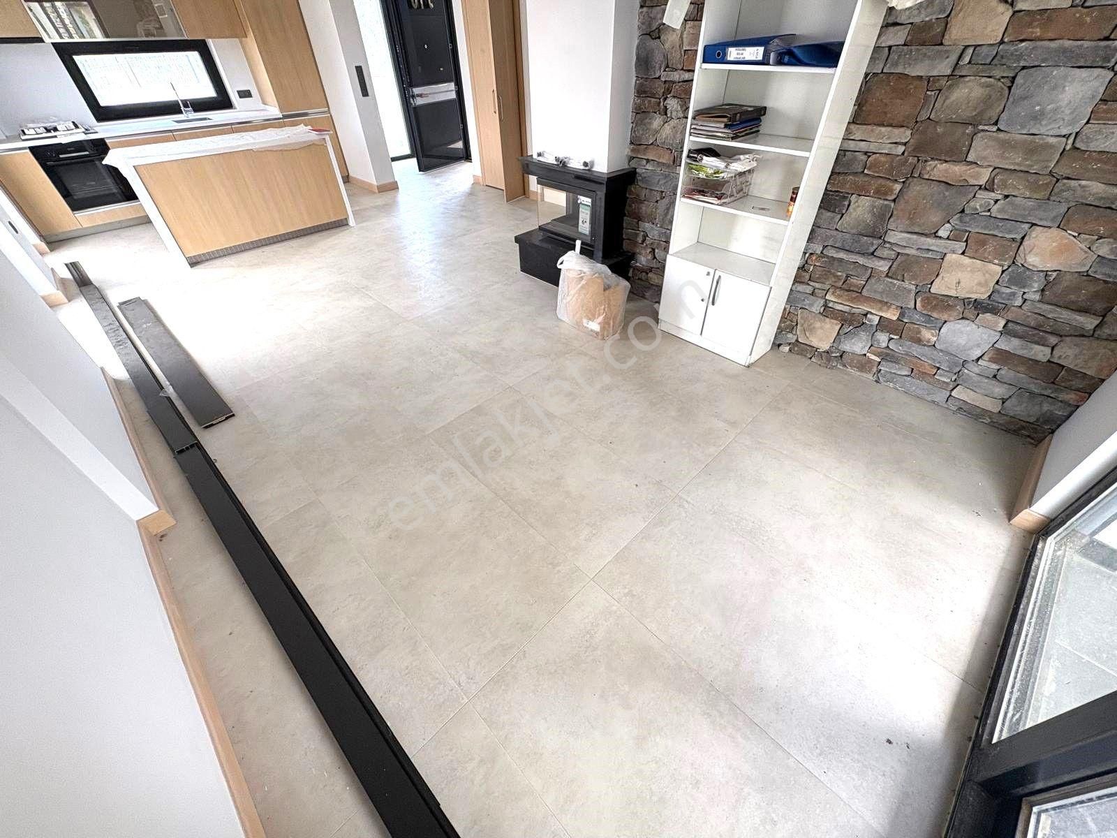 Sezgin Emlaktan Gürede Yüzme Havuzlu Şık Tasarım Satılık Villa - Görsel 8