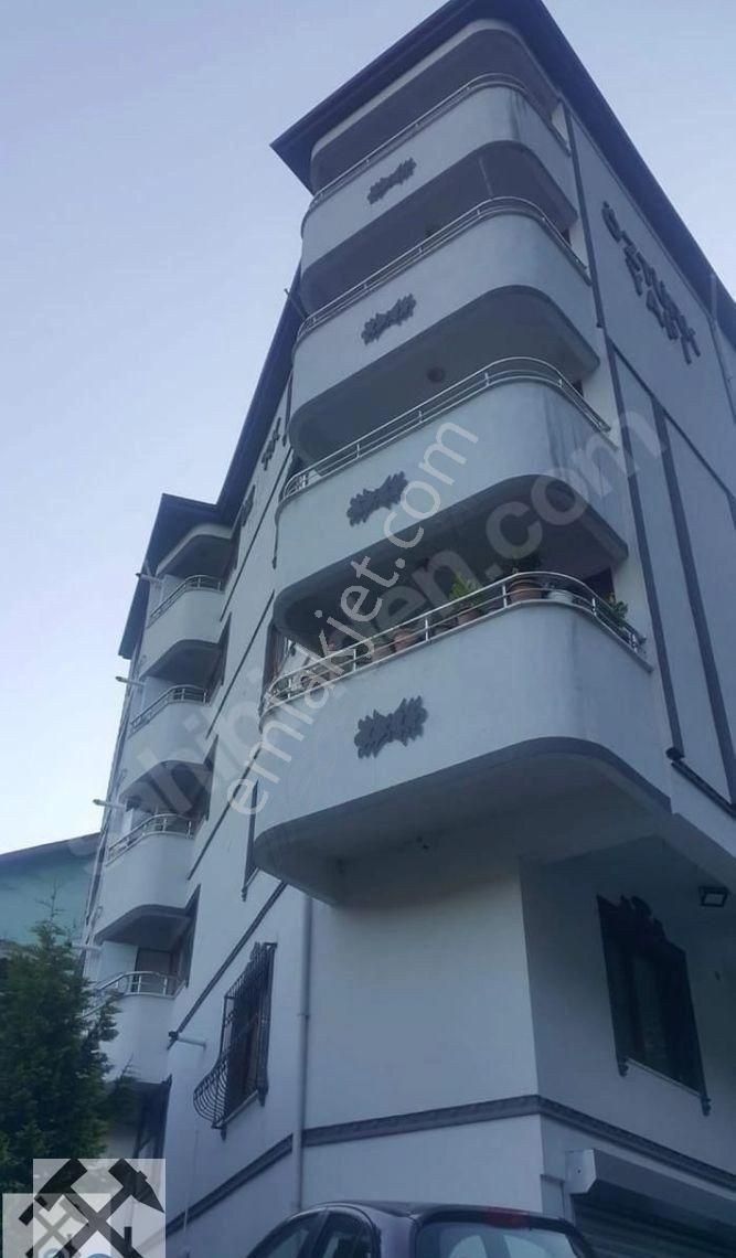 Aziziye Caddesi Merkeze Yakın Kiralık 2+1 Daire