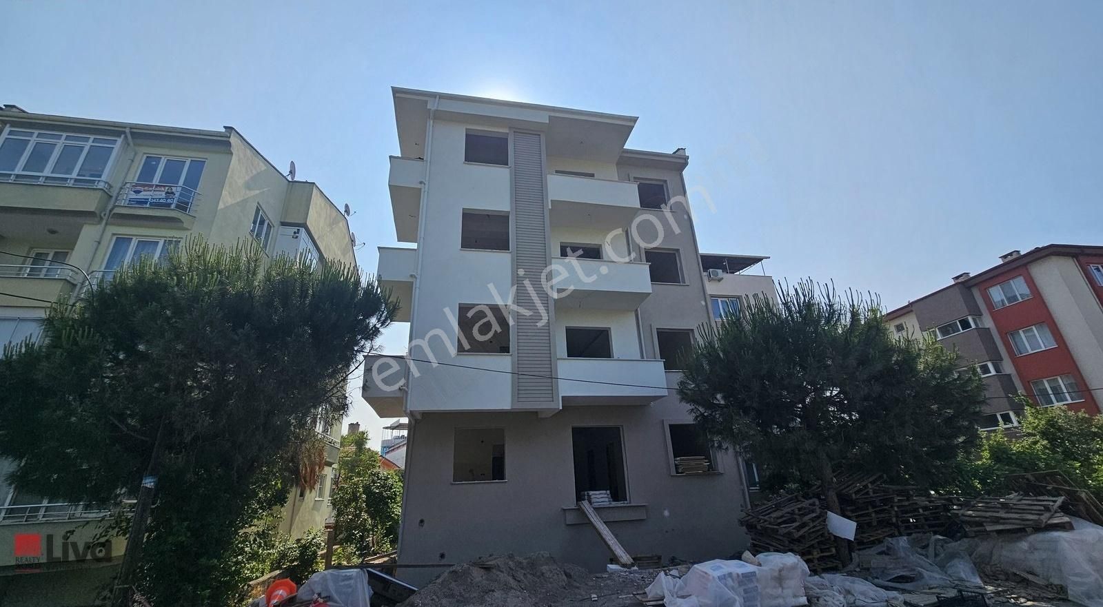 ▓liva Dan Plevne De Yüksek Giris 2+1 Satılık Daire▓